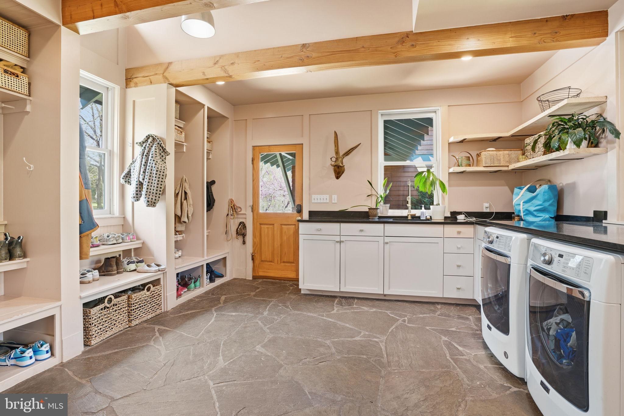 DARNESTOWN OUTSIDE - Residential