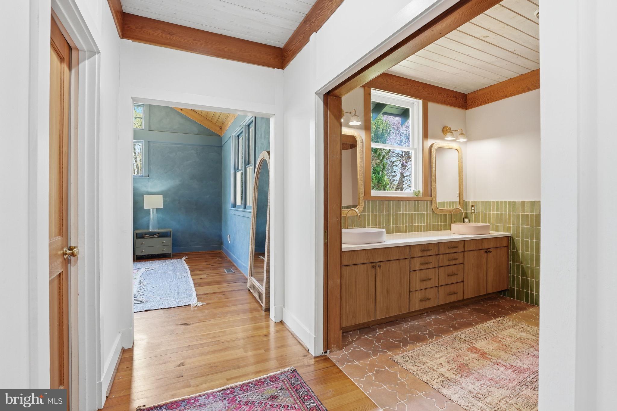 DARNESTOWN OUTSIDE - Residential