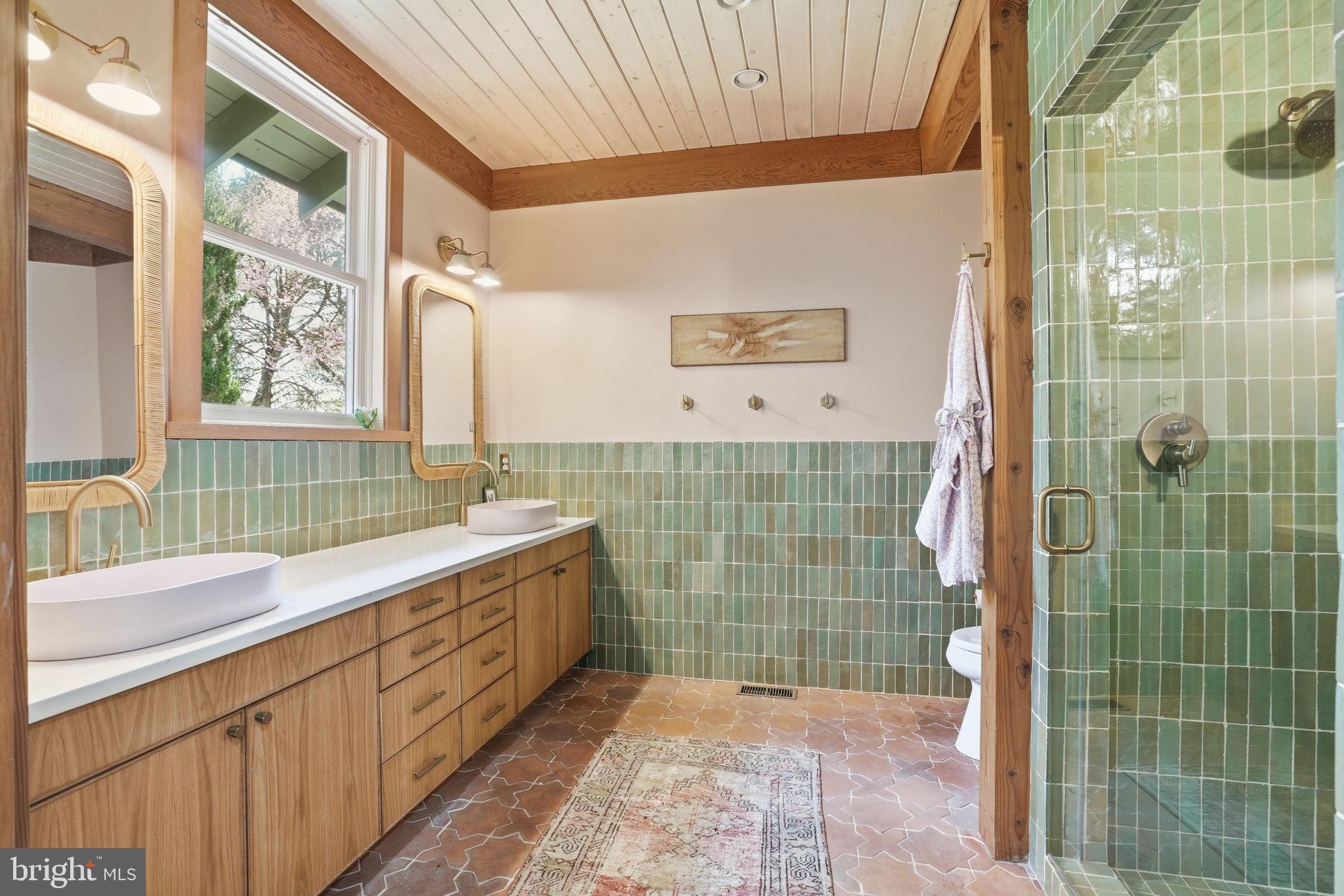 DARNESTOWN OUTSIDE - Residential