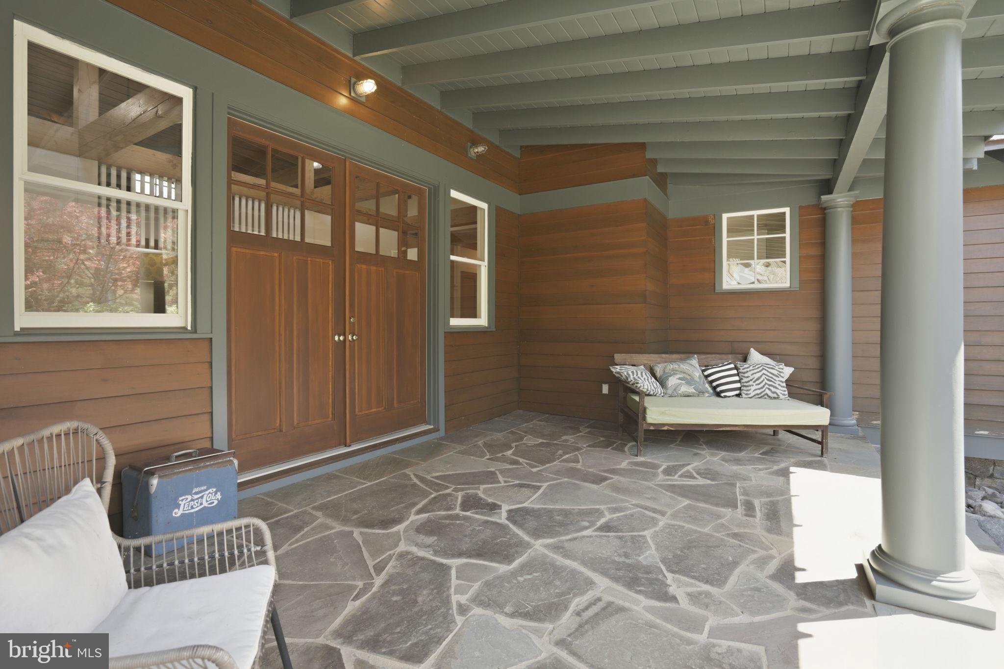 DARNESTOWN OUTSIDE - Residential