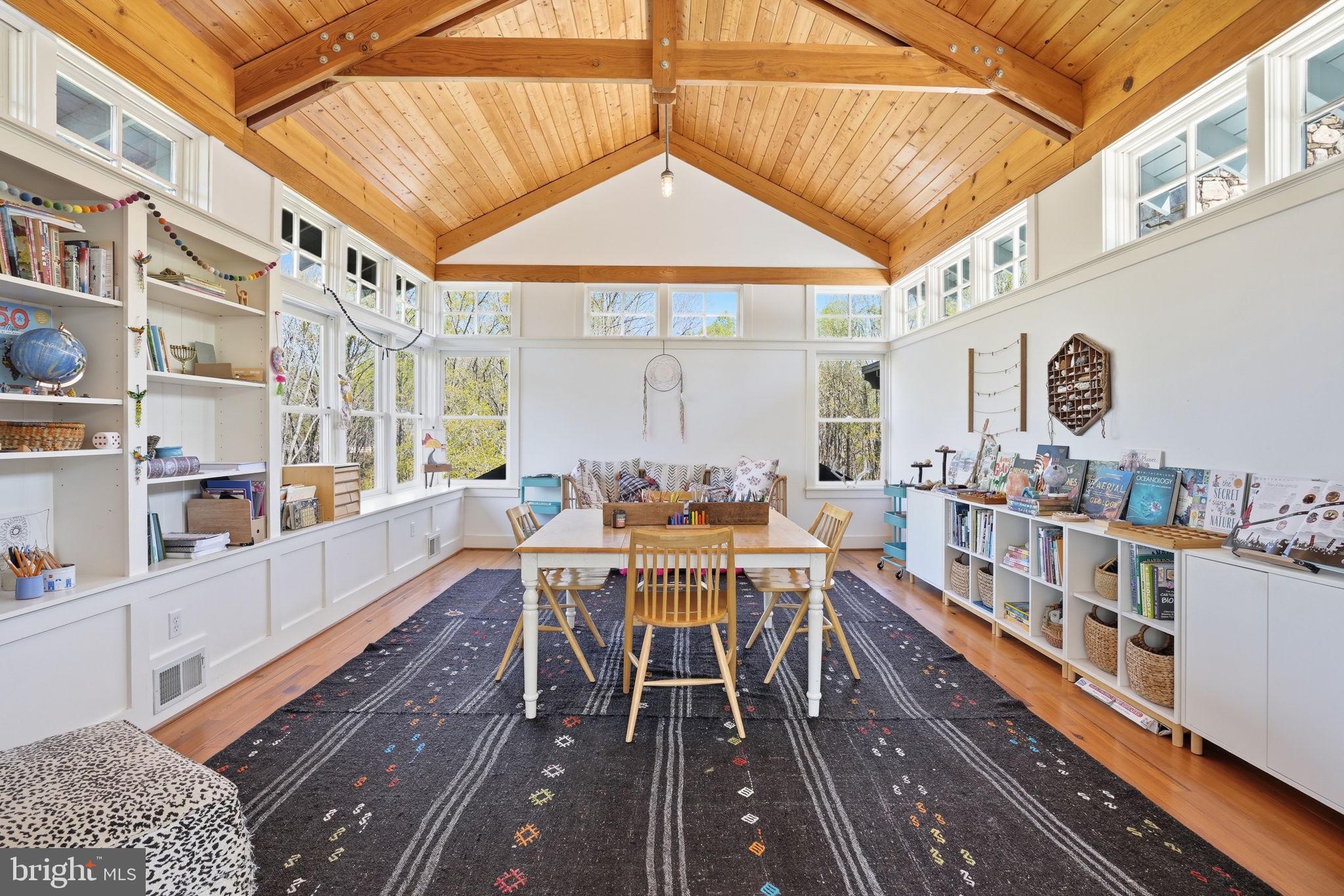 DARNESTOWN OUTSIDE - Residential