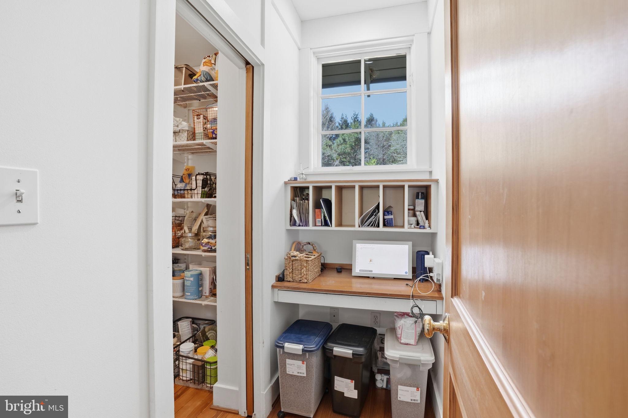 DARNESTOWN OUTSIDE - Residential