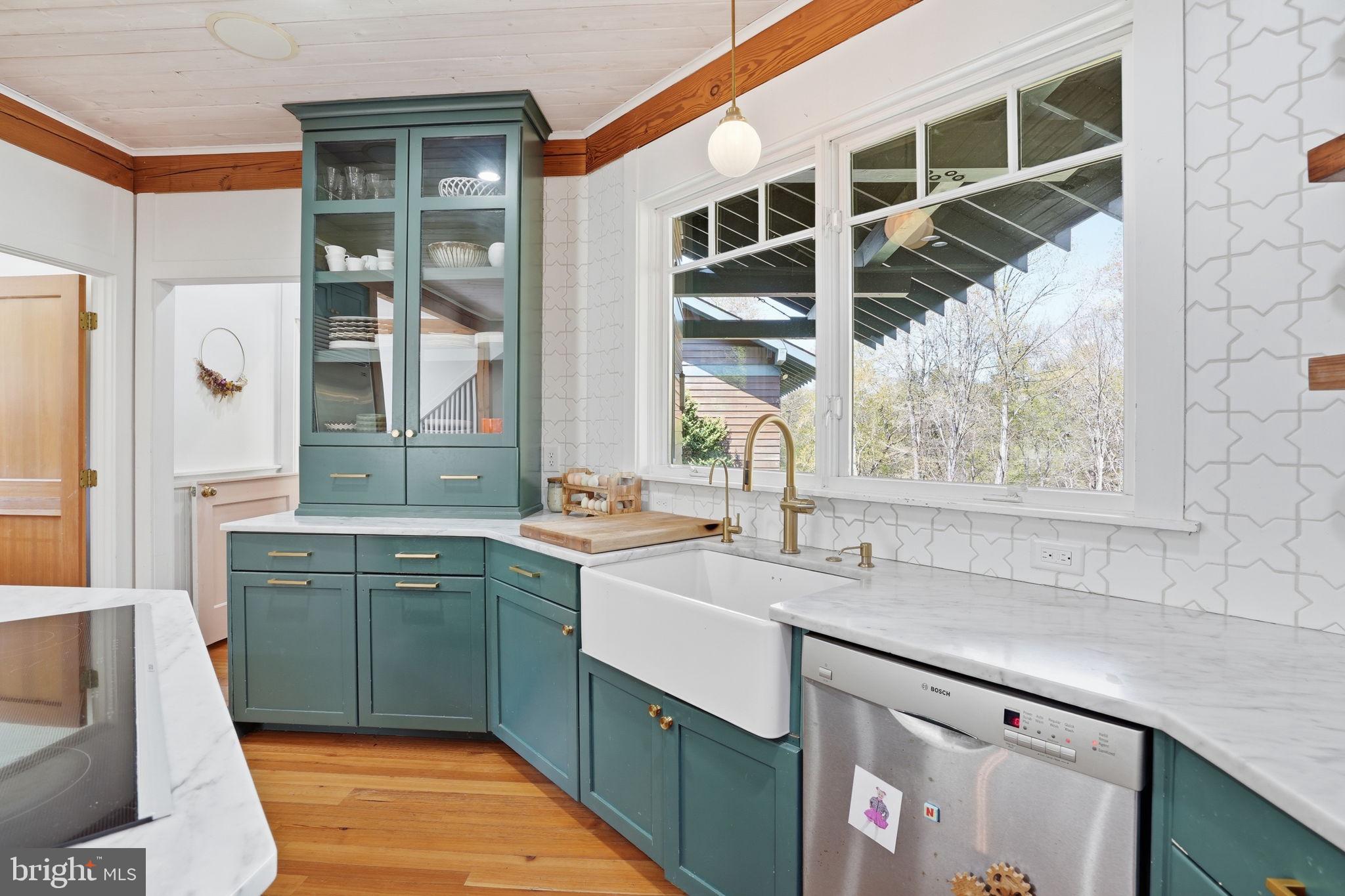 DARNESTOWN OUTSIDE - Residential