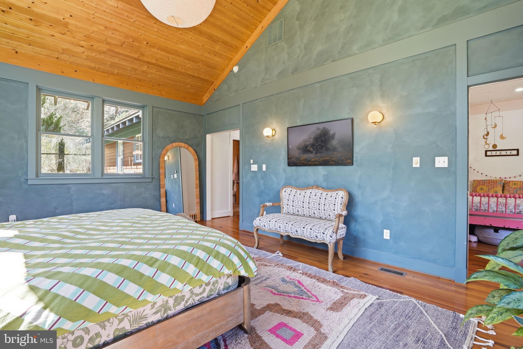 DARNESTOWN OUTSIDE - Residential