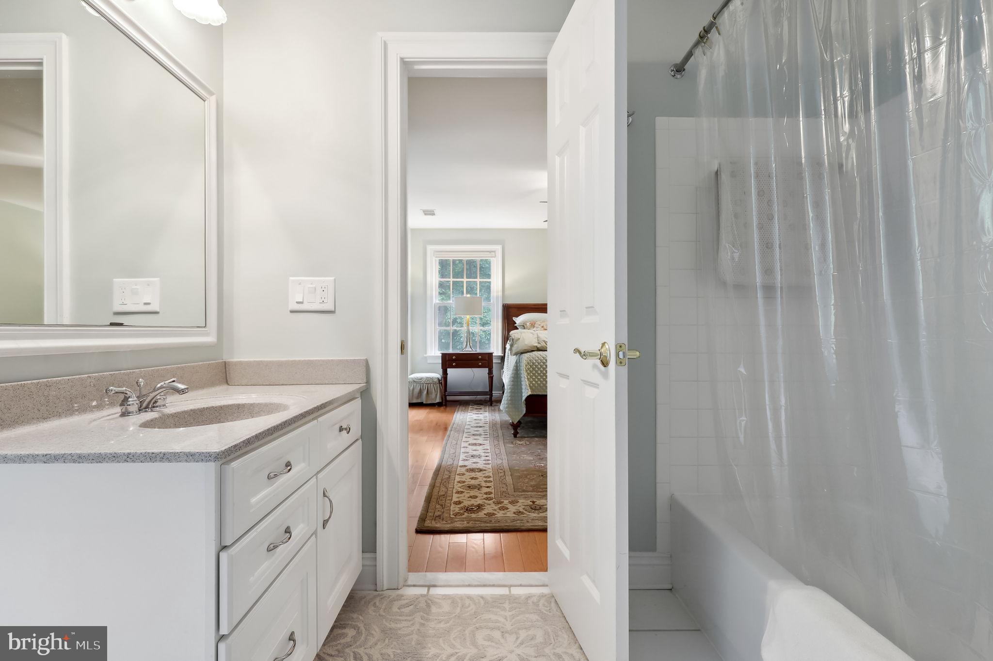 WOODMARK - Residential