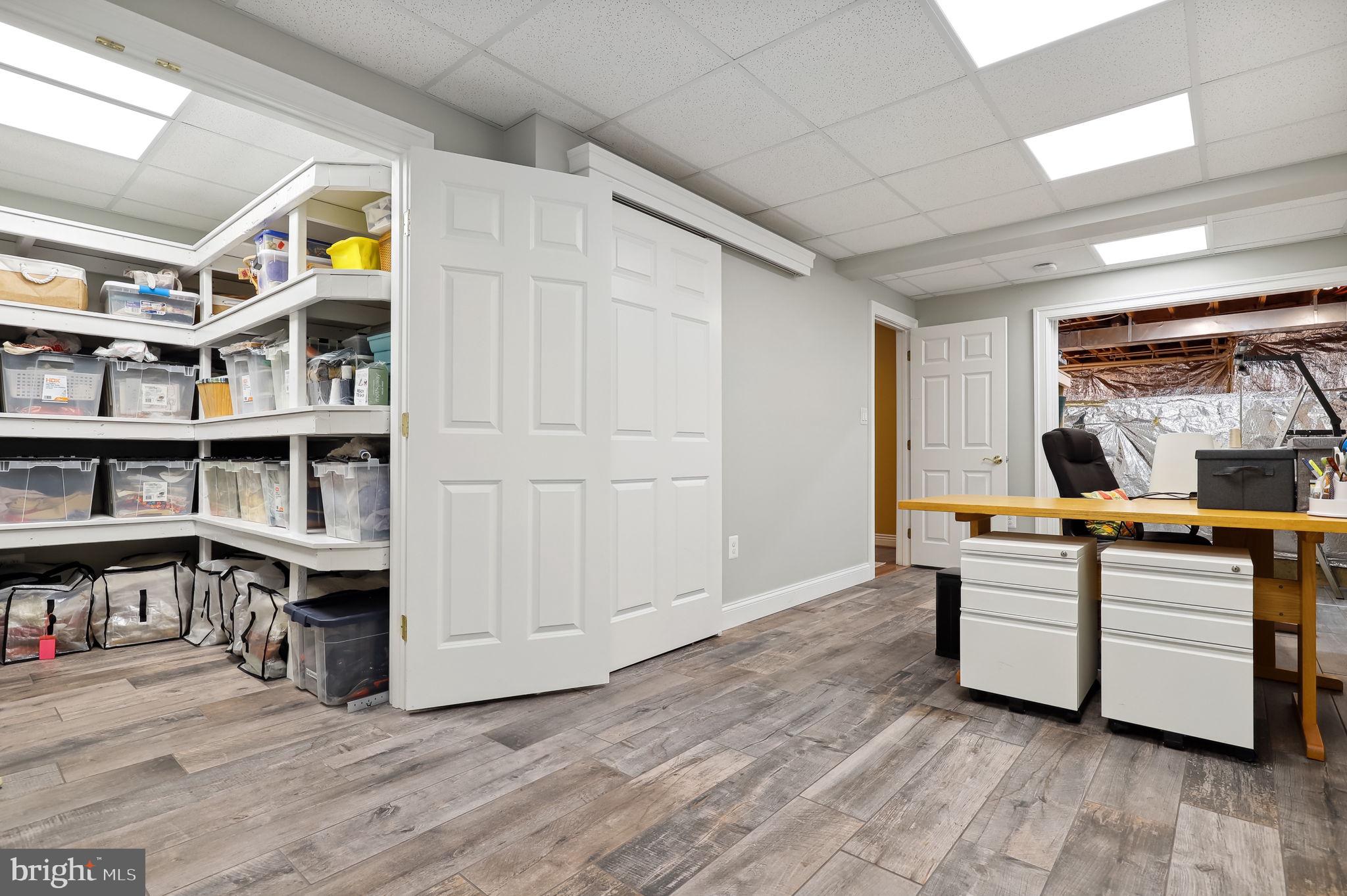 WOODMARK - Residential