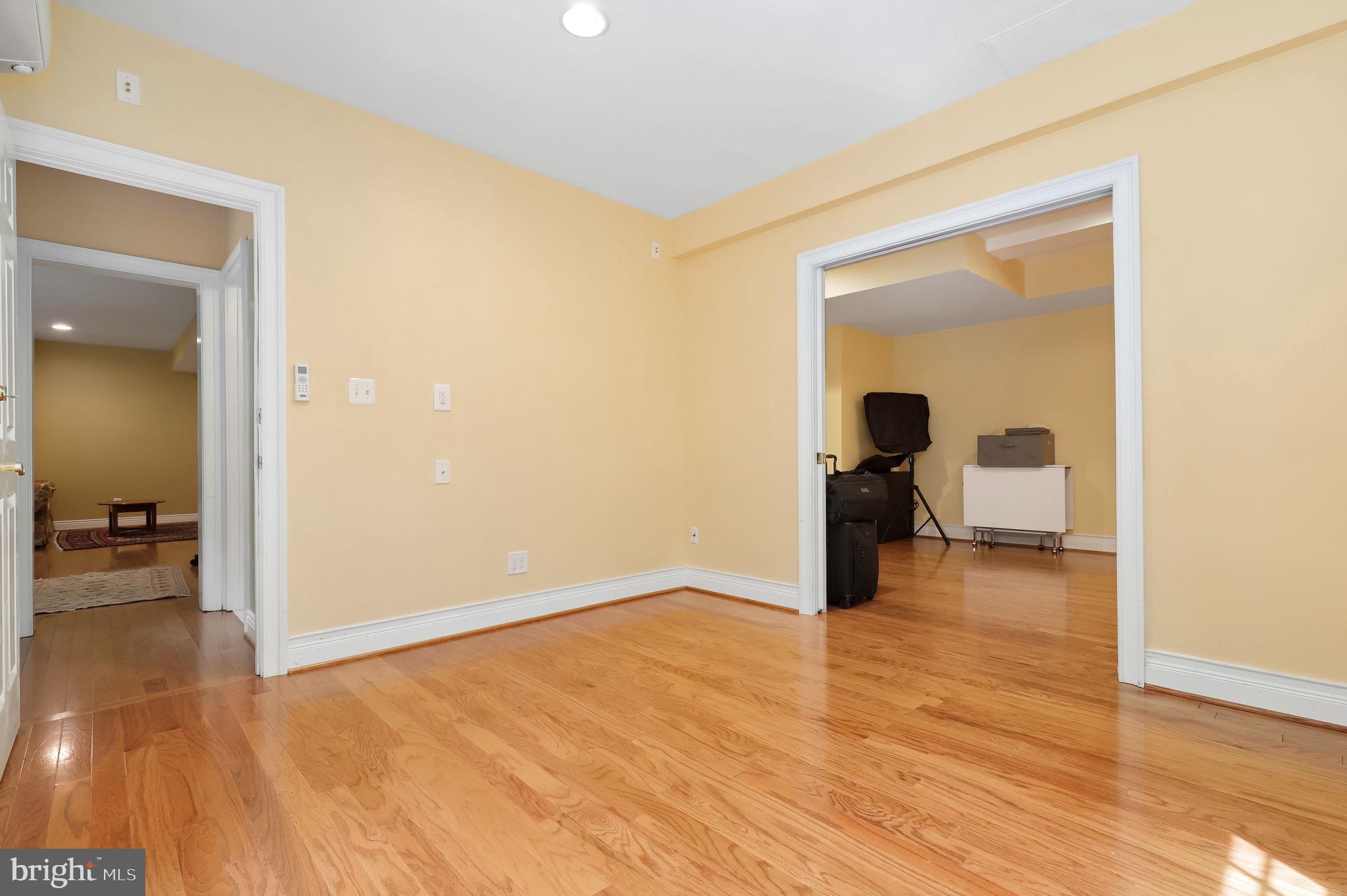 WOODMARK - Residential