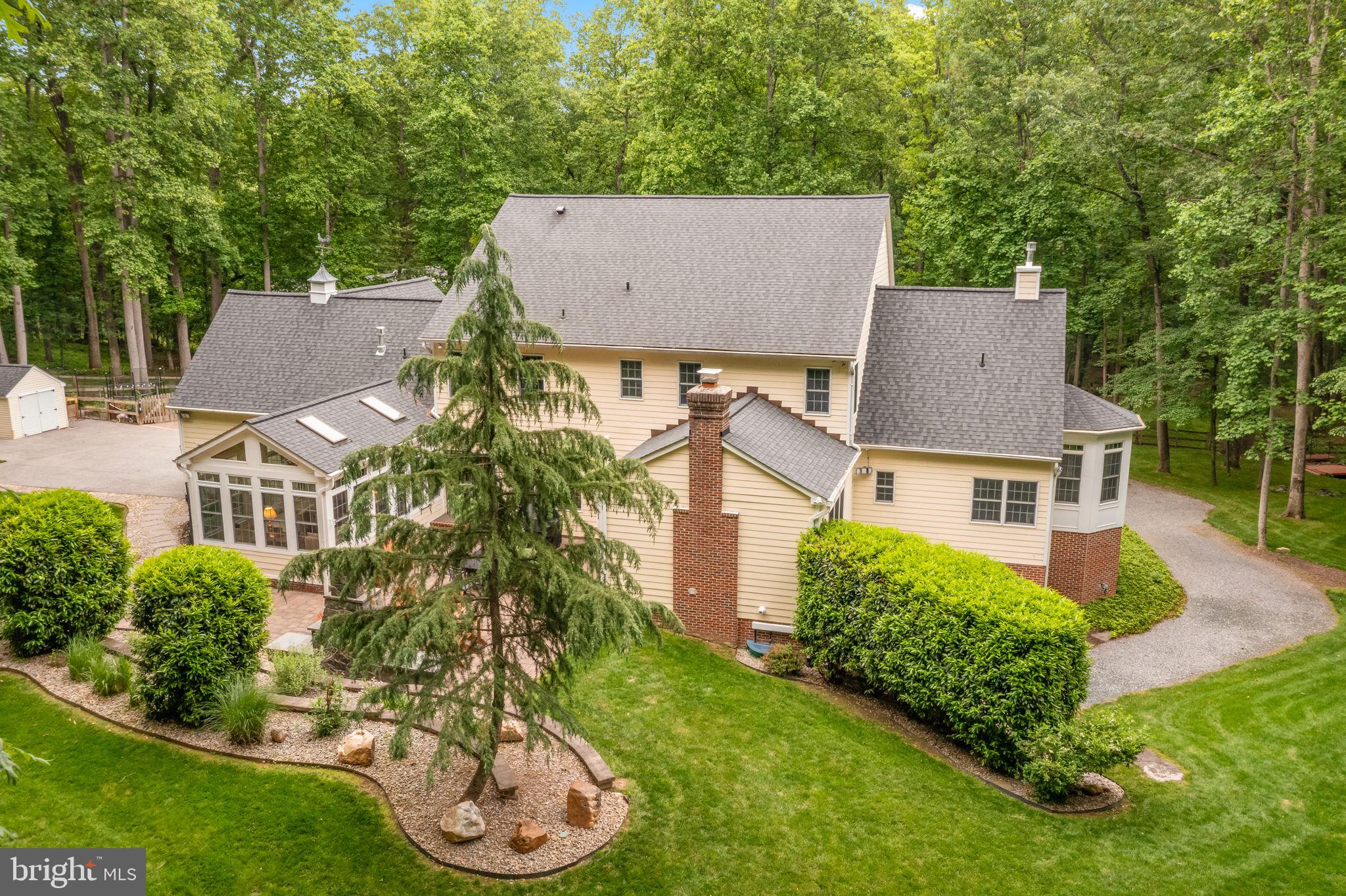 WOODMARK - Residential