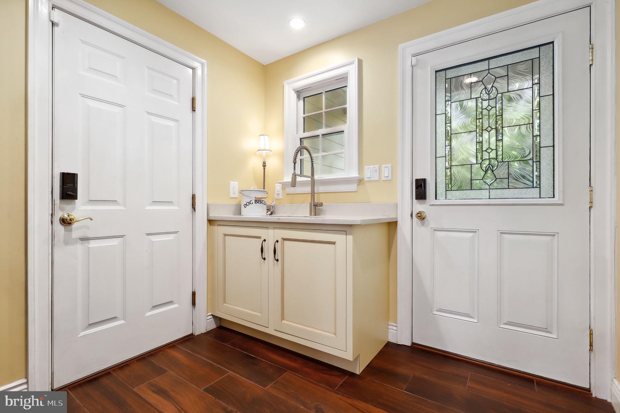 WOODMARK - Residential