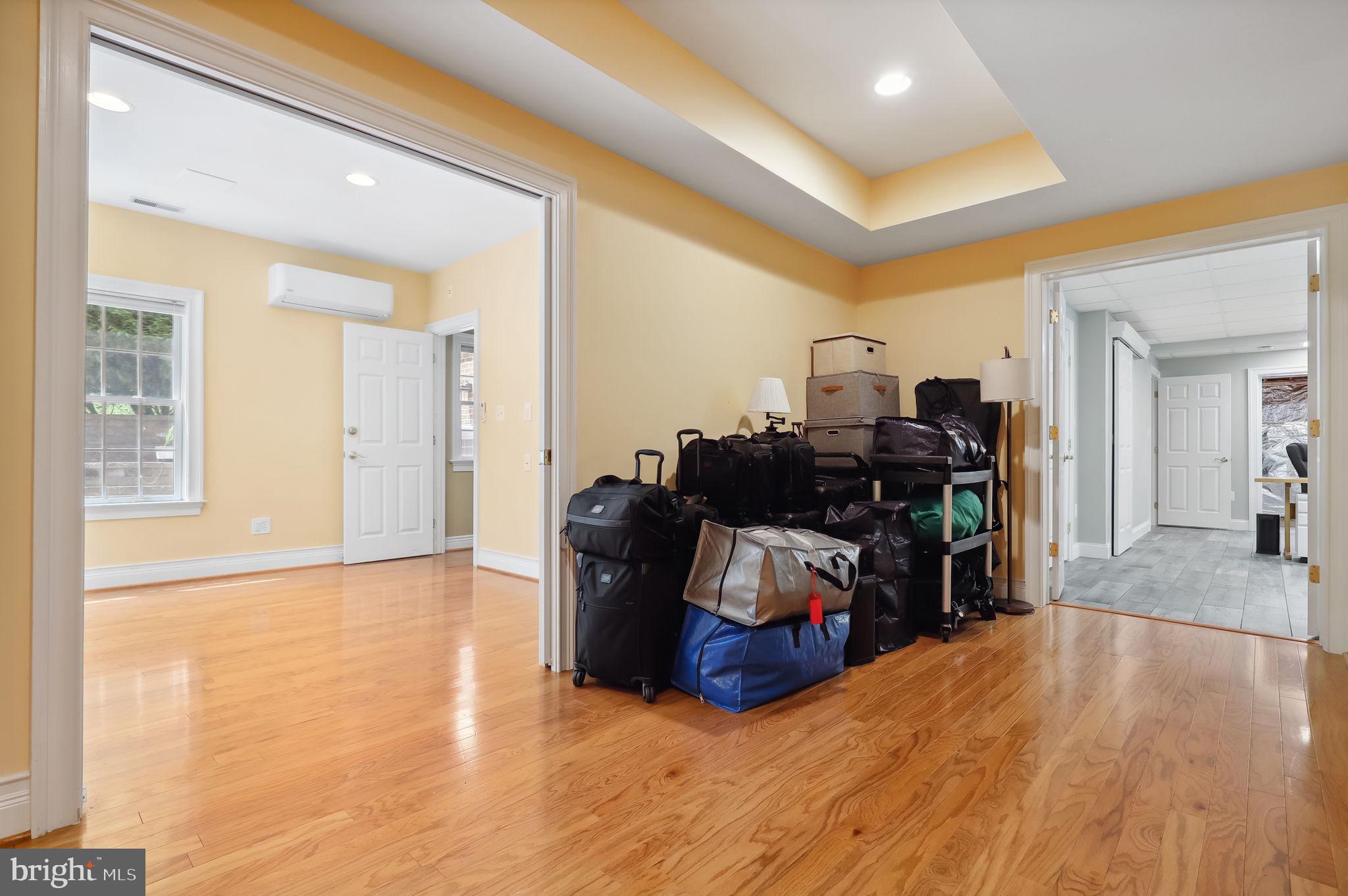 WOODMARK - Residential