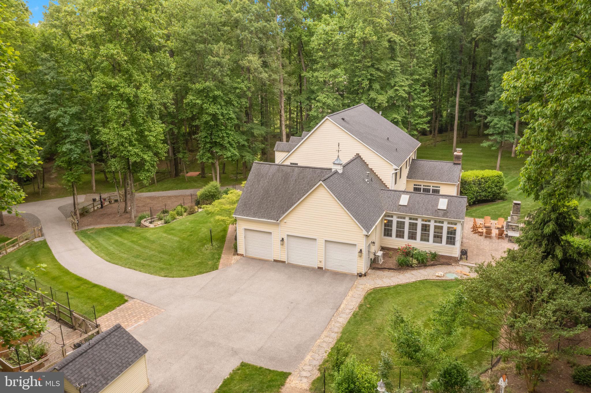 WOODMARK - Residential