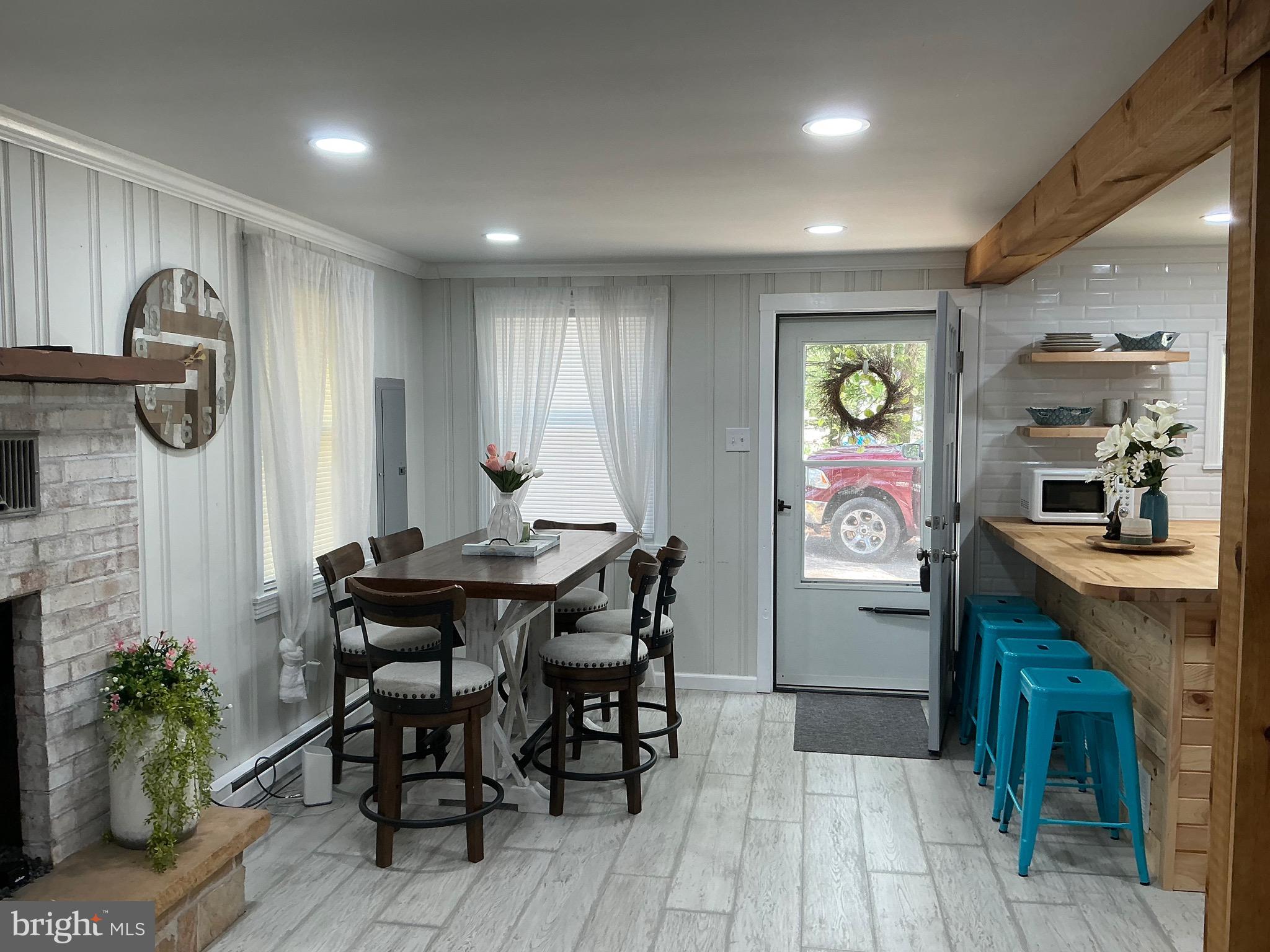 RANDALL HOSTETLER - Residential