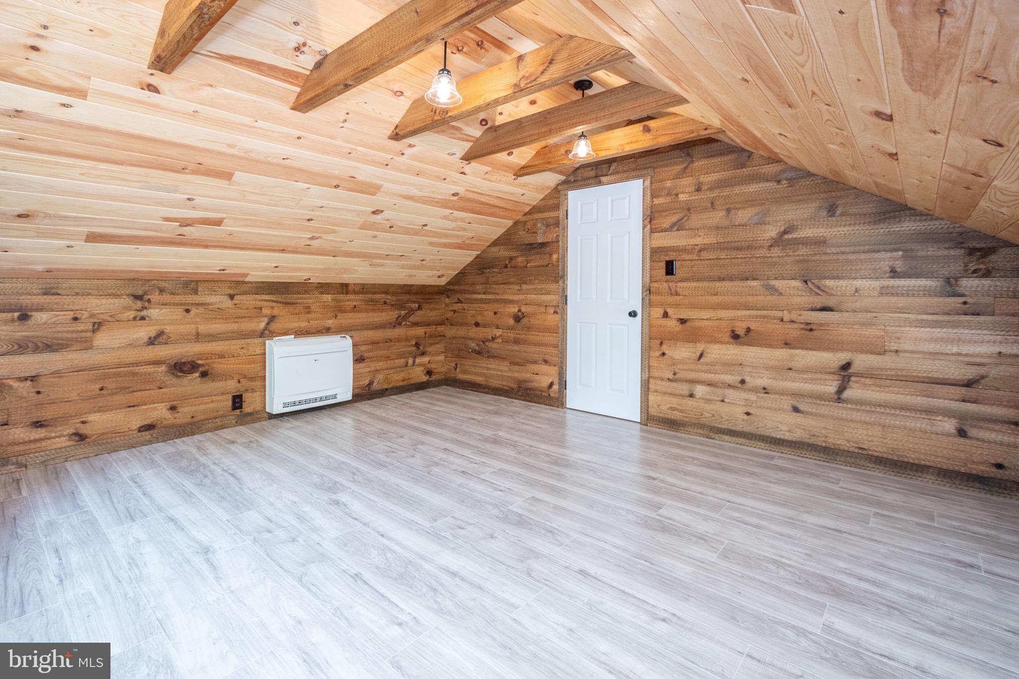 RANDALL HOSTETLER - Residential