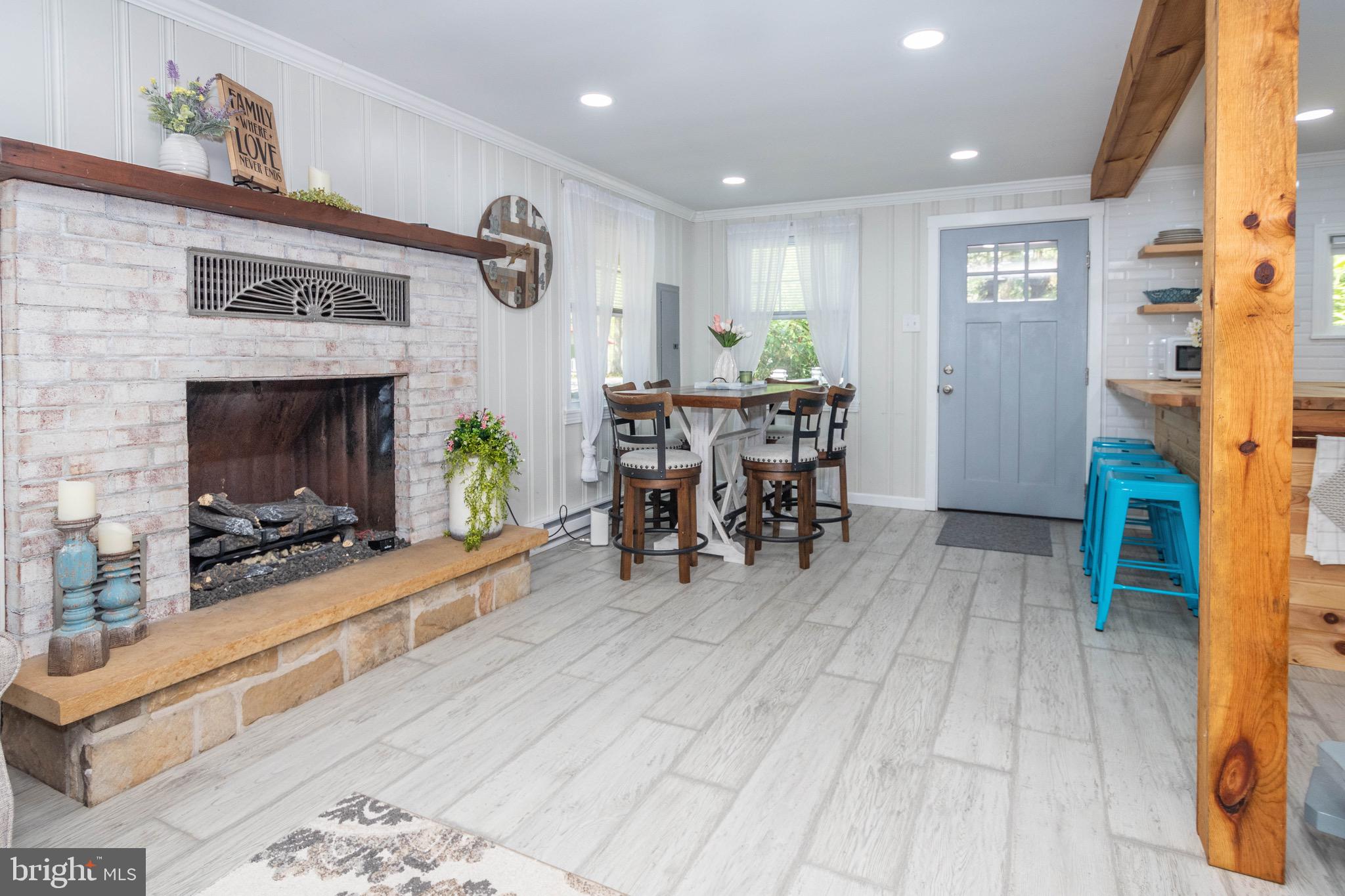 RANDALL HOSTETLER - Residential