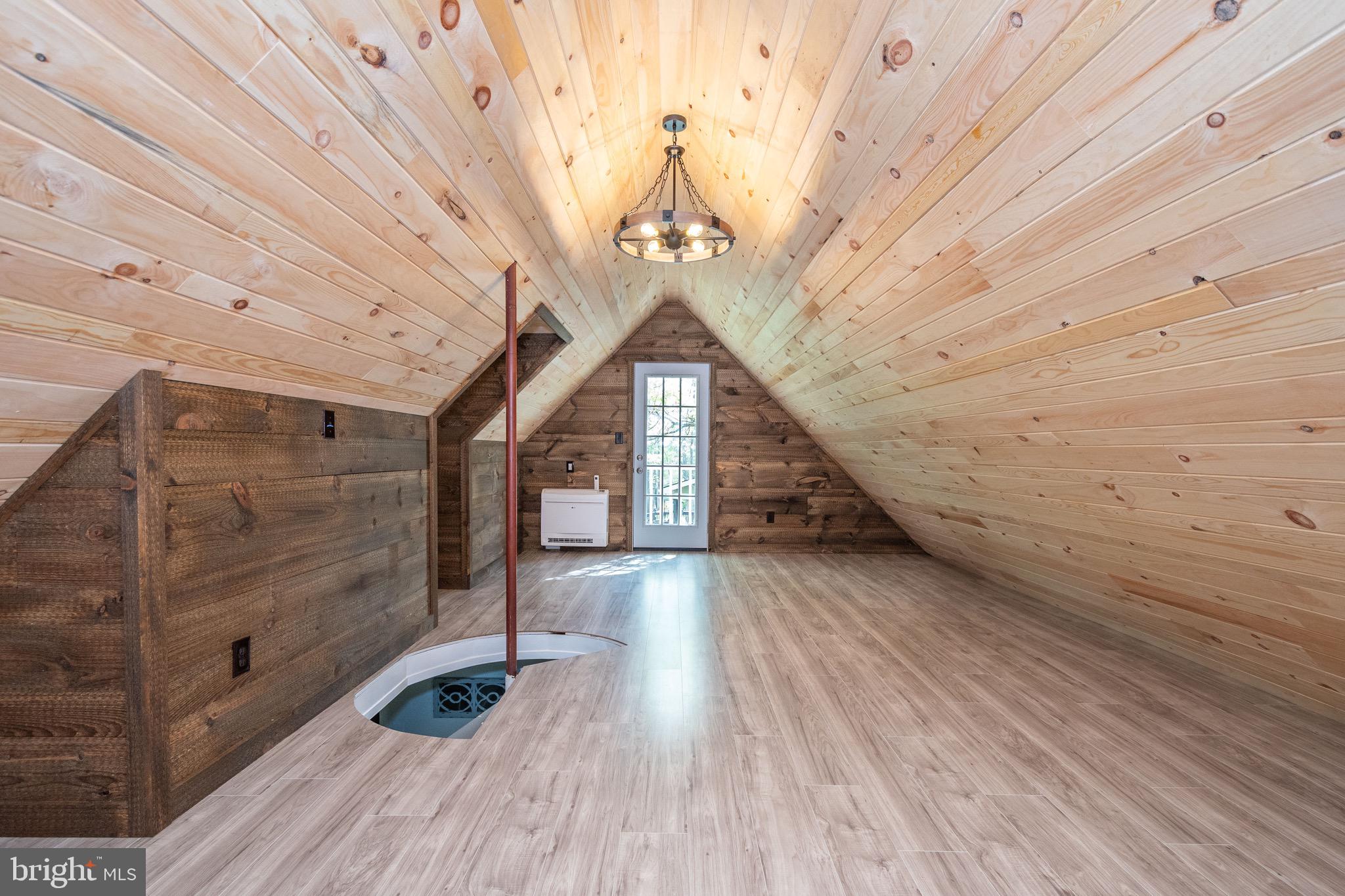 RANDALL HOSTETLER - Residential