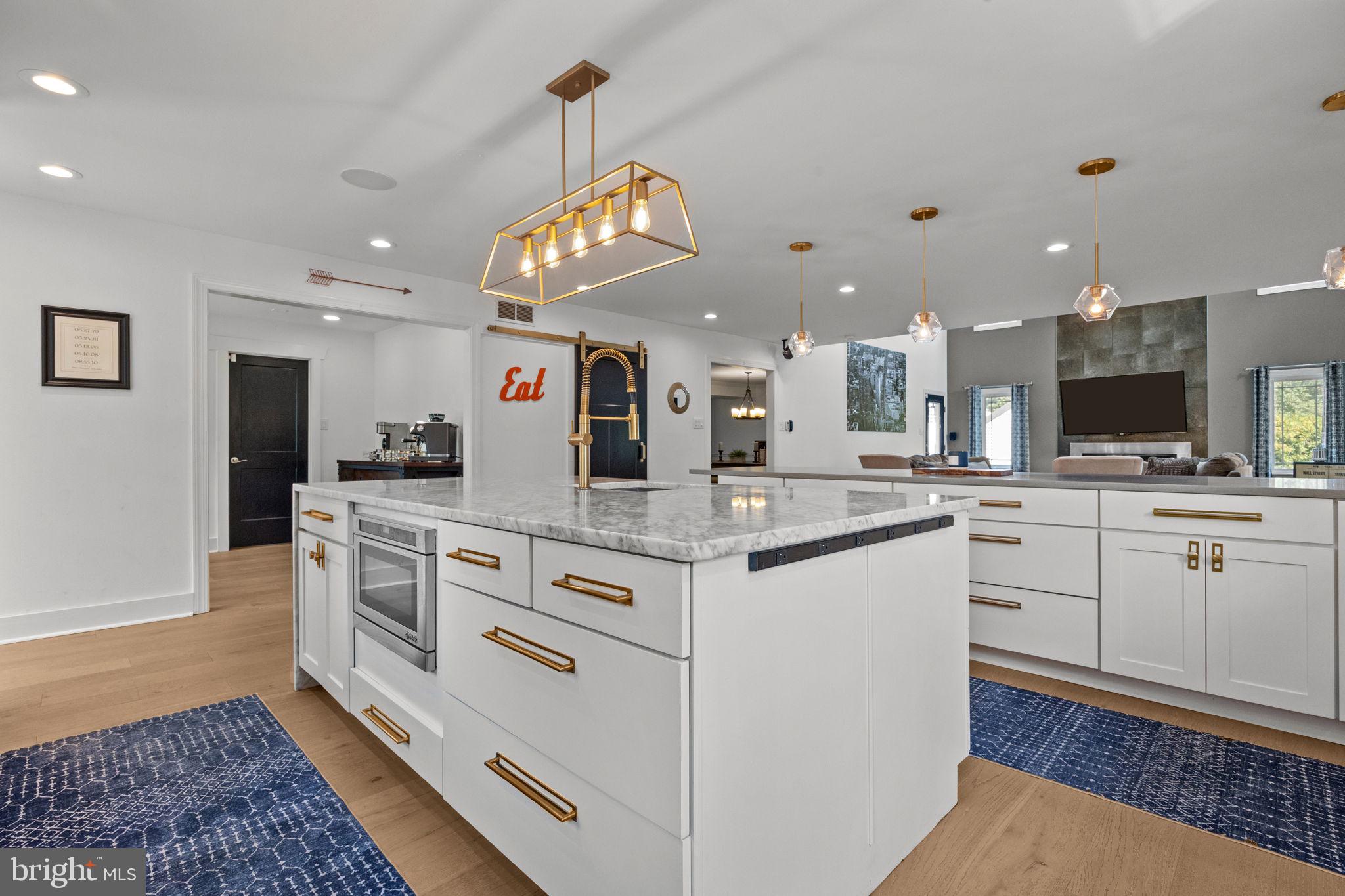 BROOKWOOD ESTS - Residential