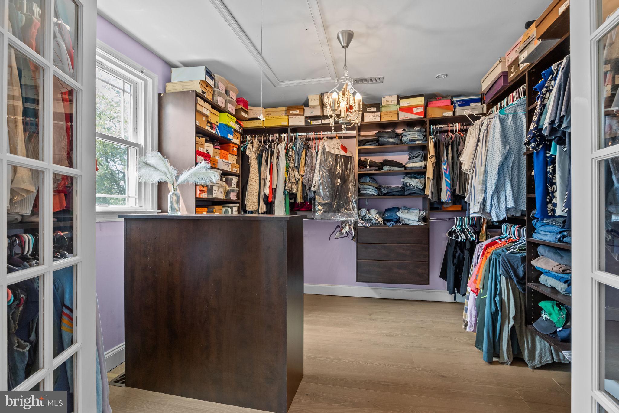 BROOKWOOD ESTS - Residential