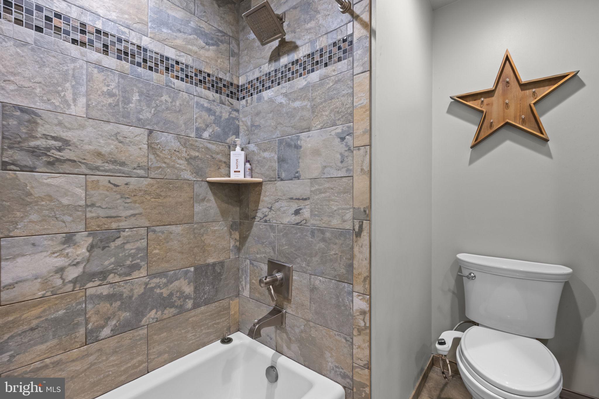 BROOKWOOD ESTS - Residential