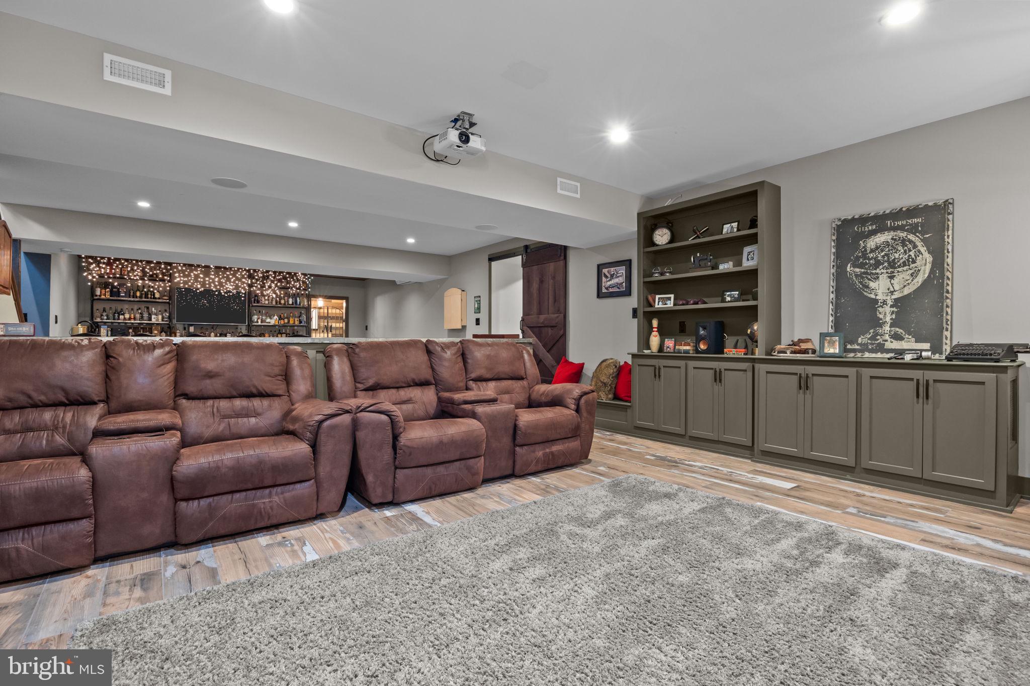 BROOKWOOD ESTS - Residential