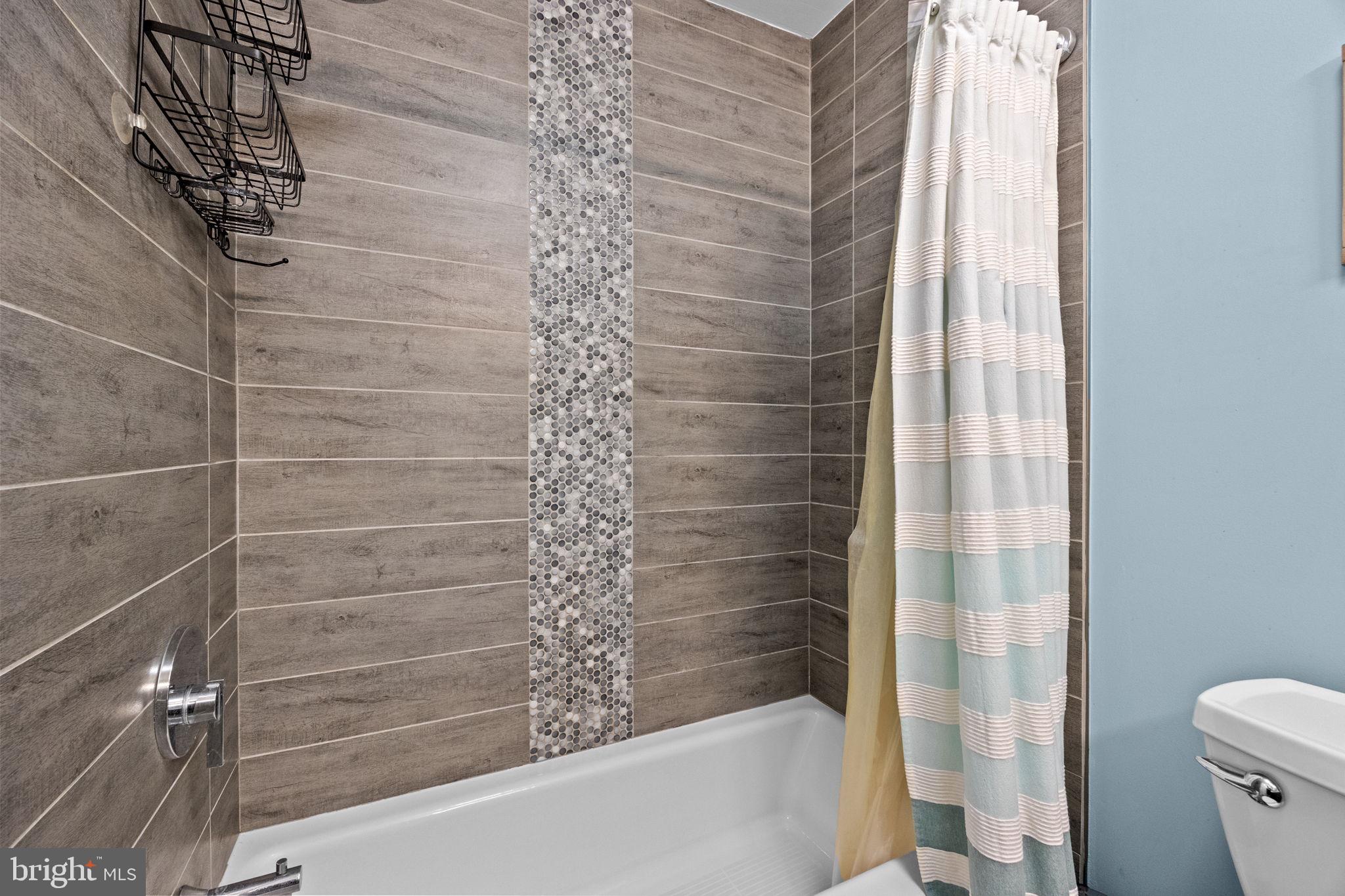 BROOKWOOD ESTS - Residential