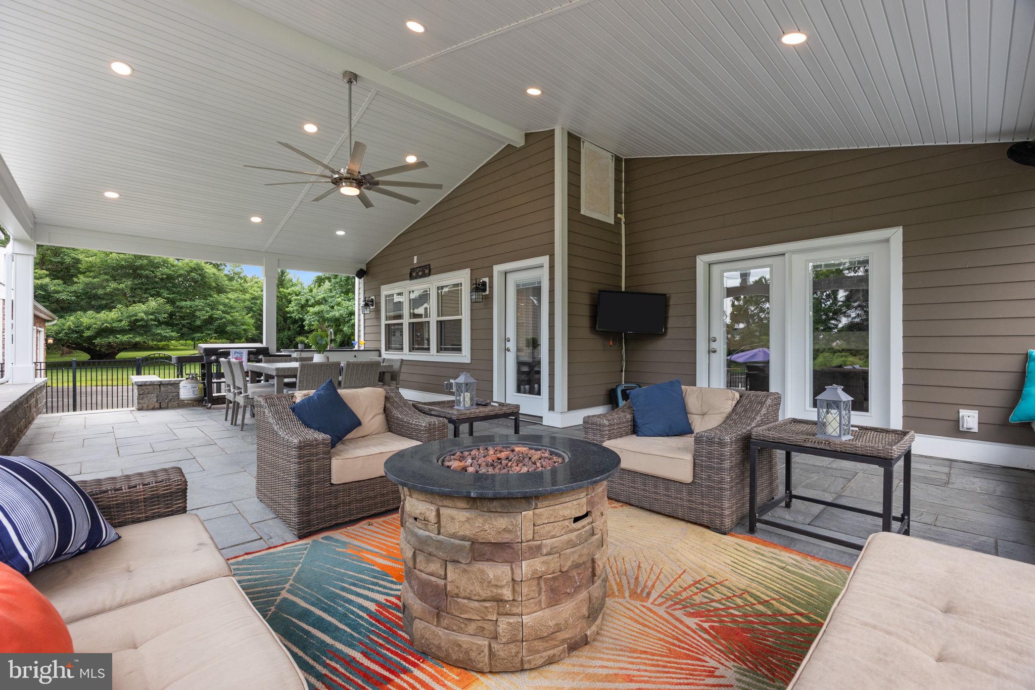 BROOKWOOD ESTS - Residential