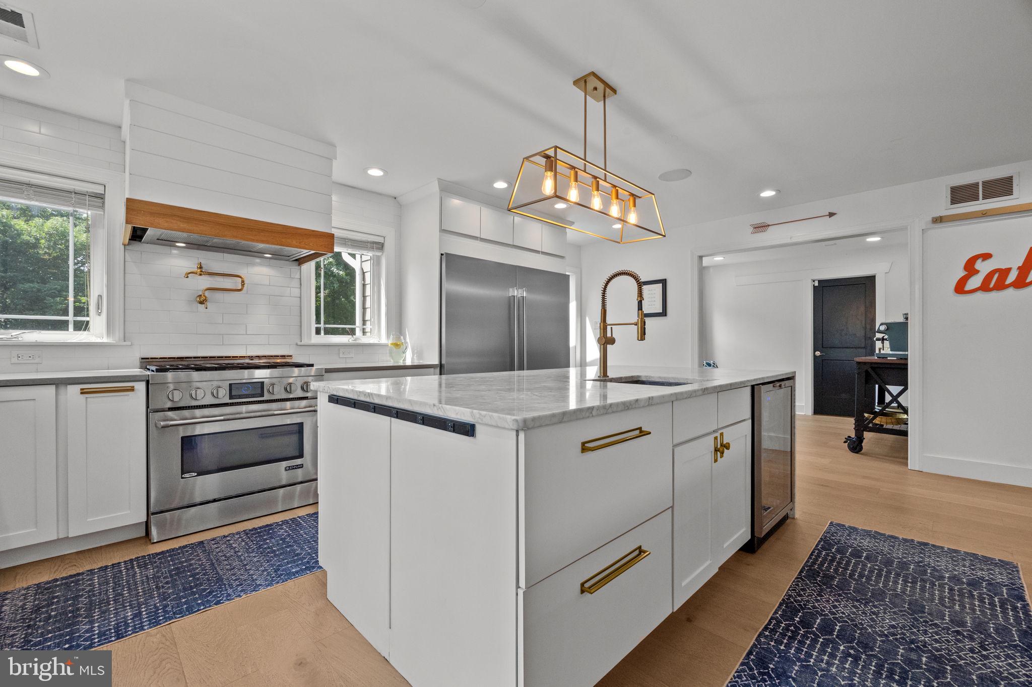 BROOKWOOD ESTS - Residential