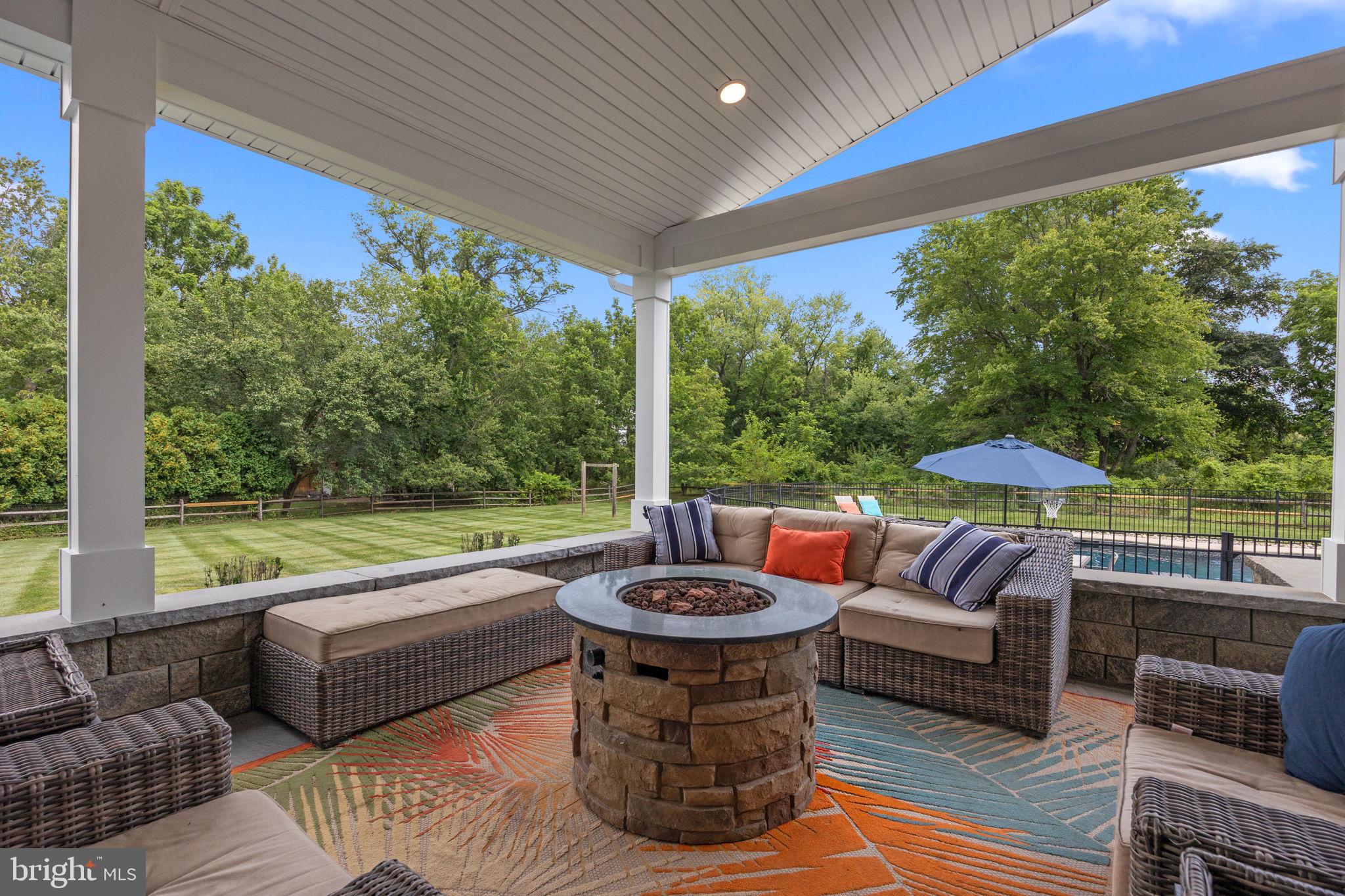 BROOKWOOD ESTS - Residential