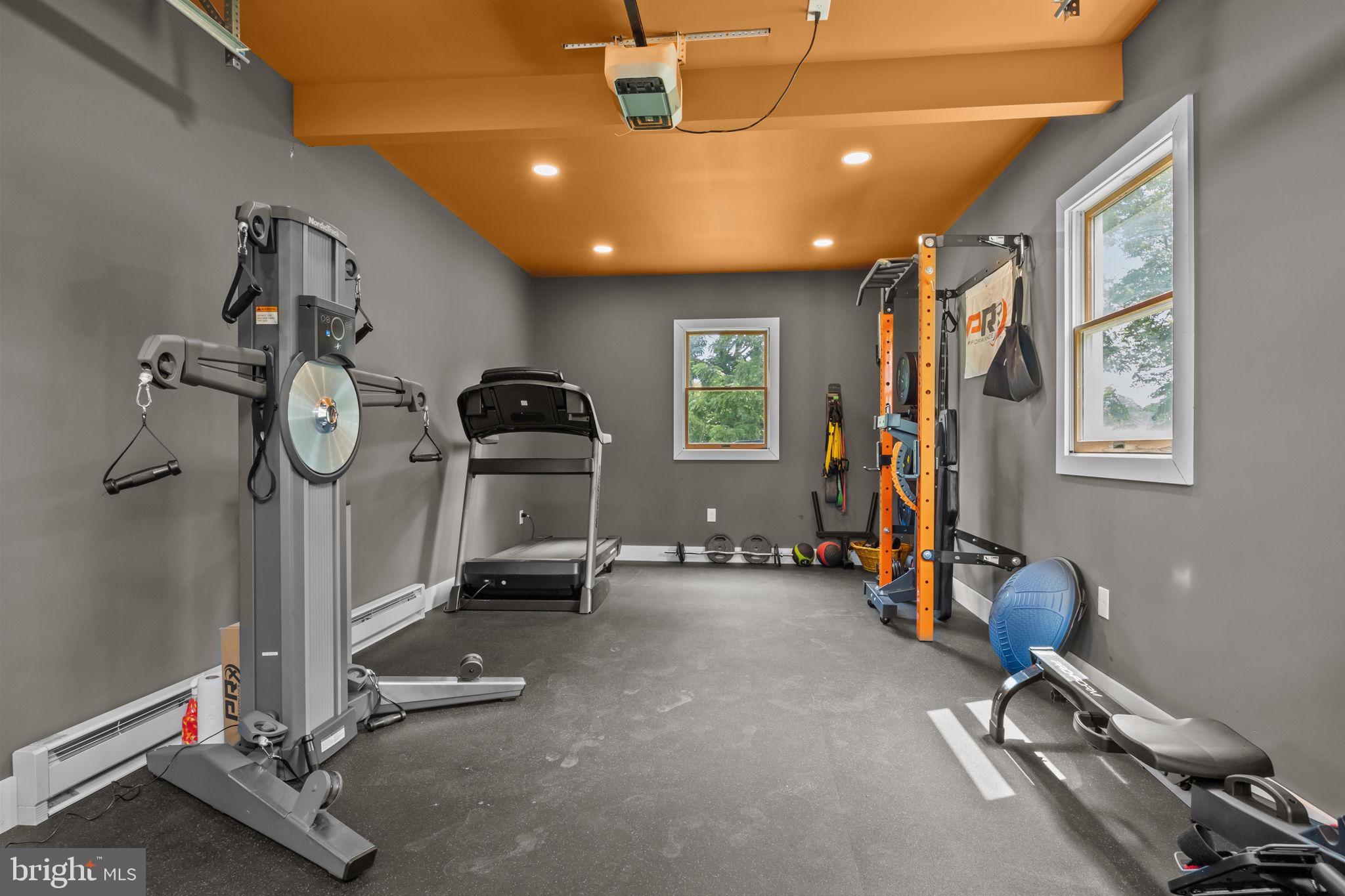 BROOKWOOD ESTS - Residential