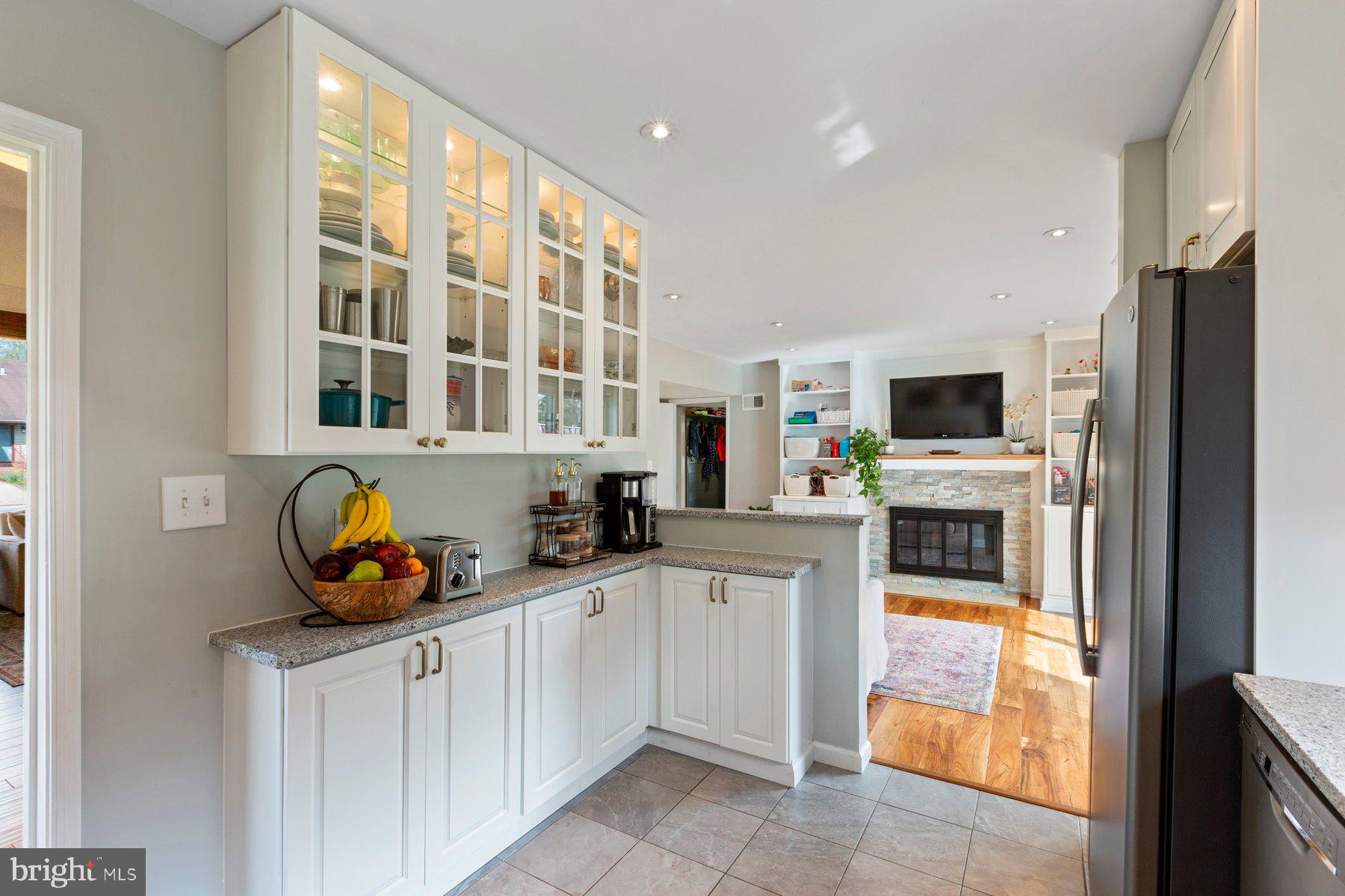 STONEYBROOKE - Residential