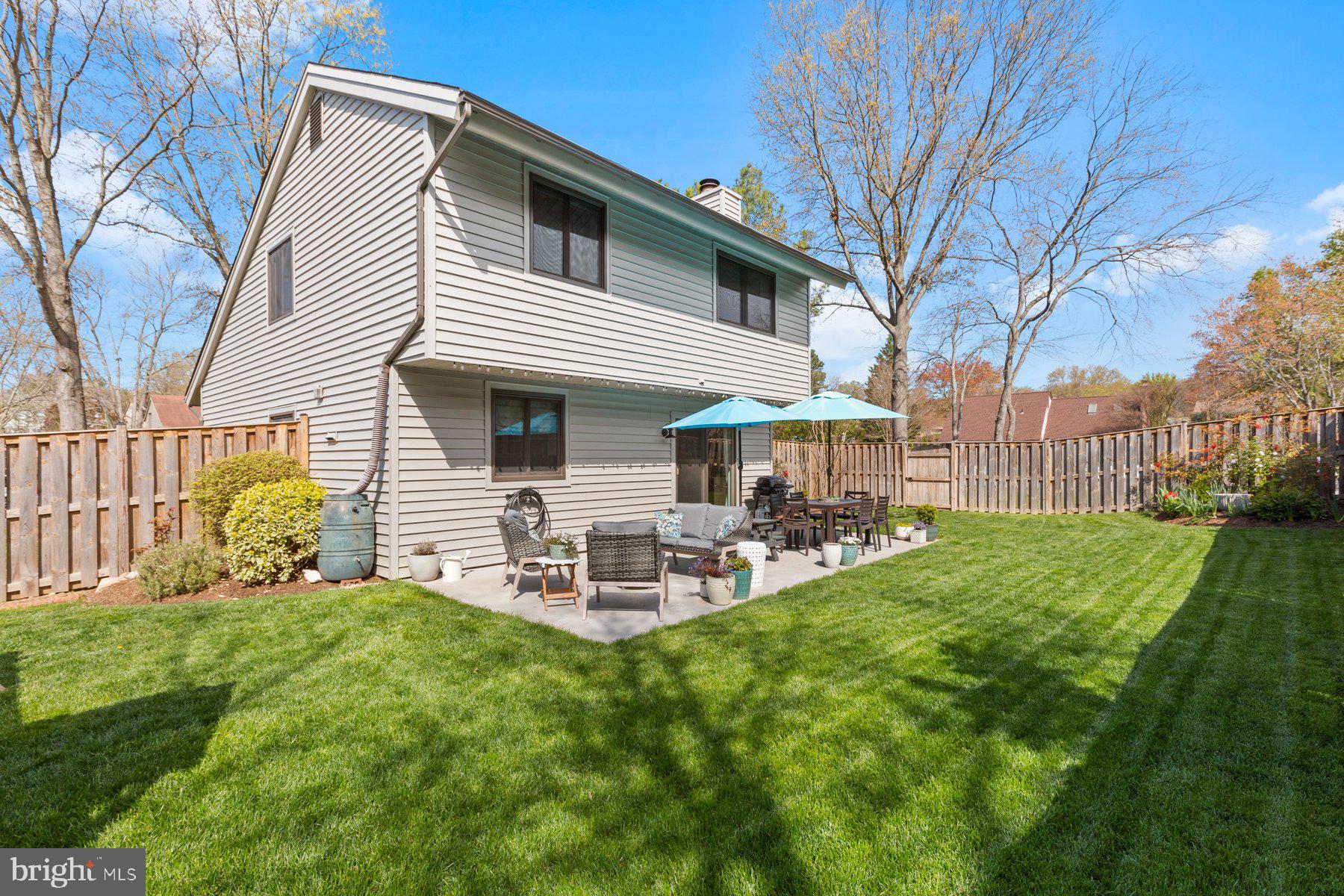 STONEYBROOKE - Residential