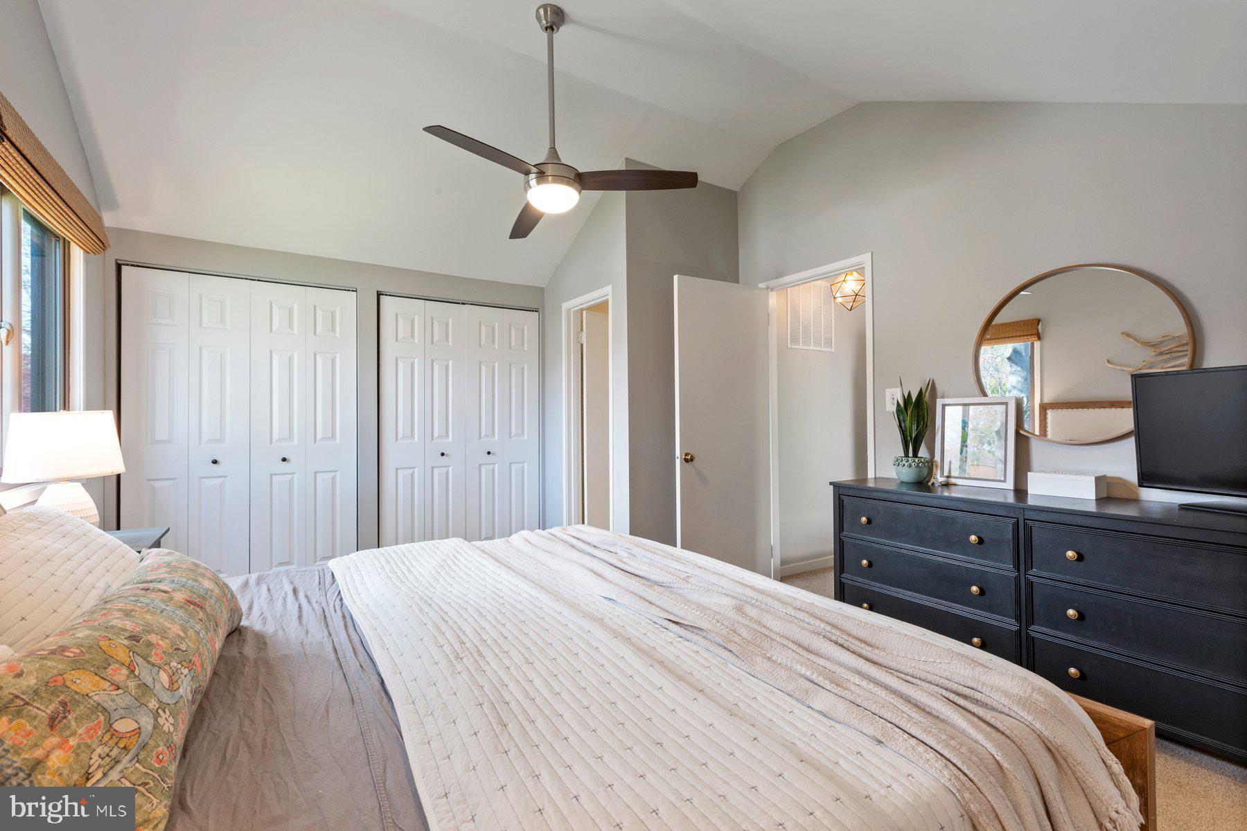 STONEYBROOKE - Residential