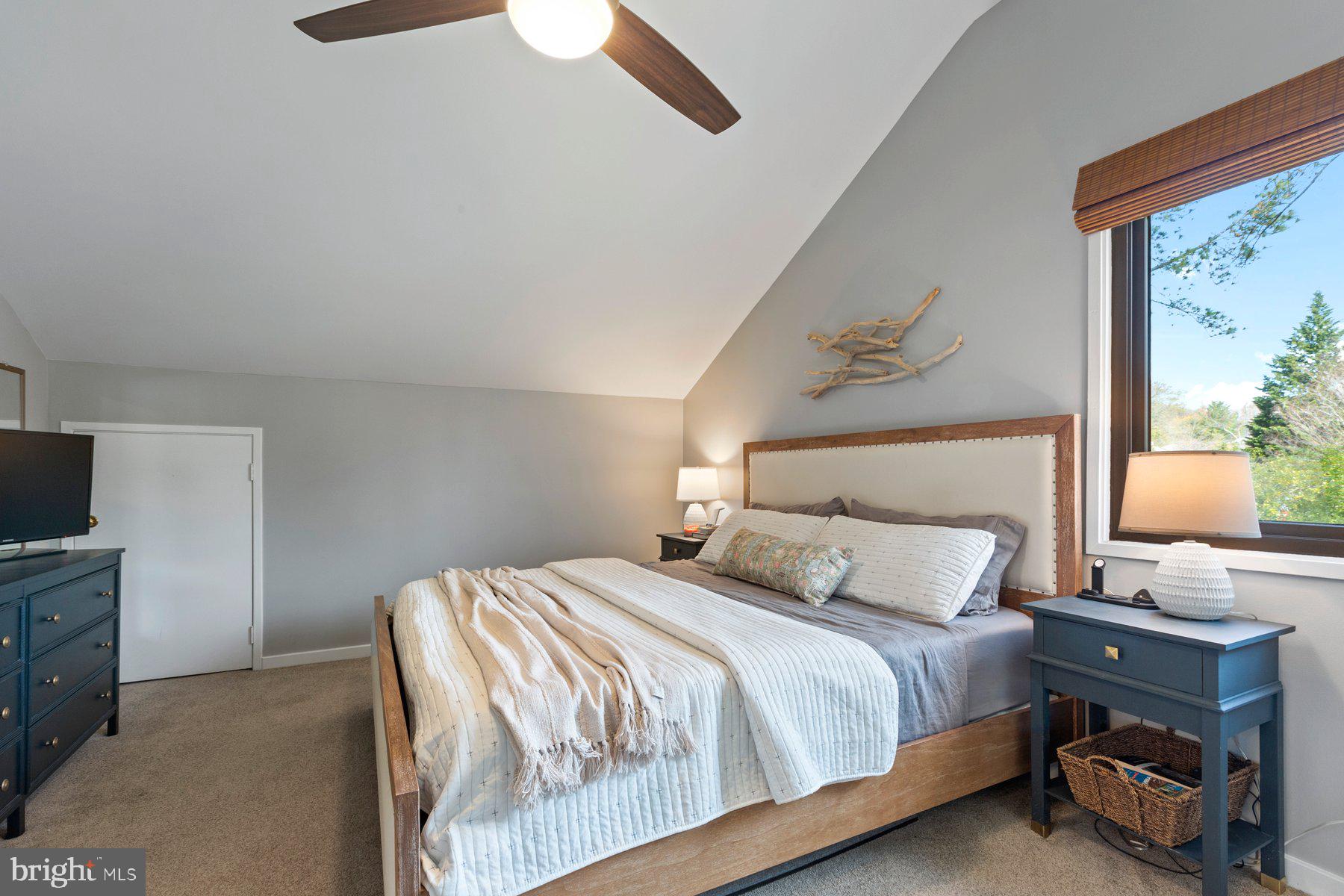 STONEYBROOKE - Residential