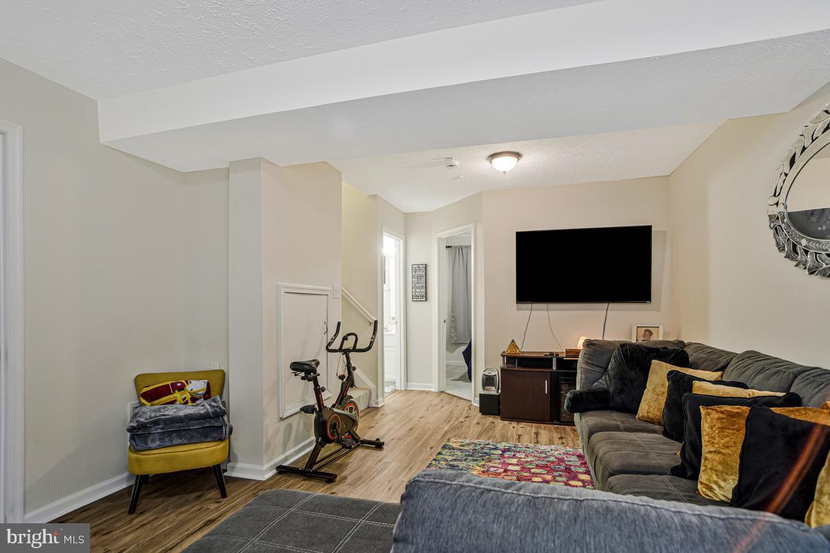 SOMERSET SUB - Residential
