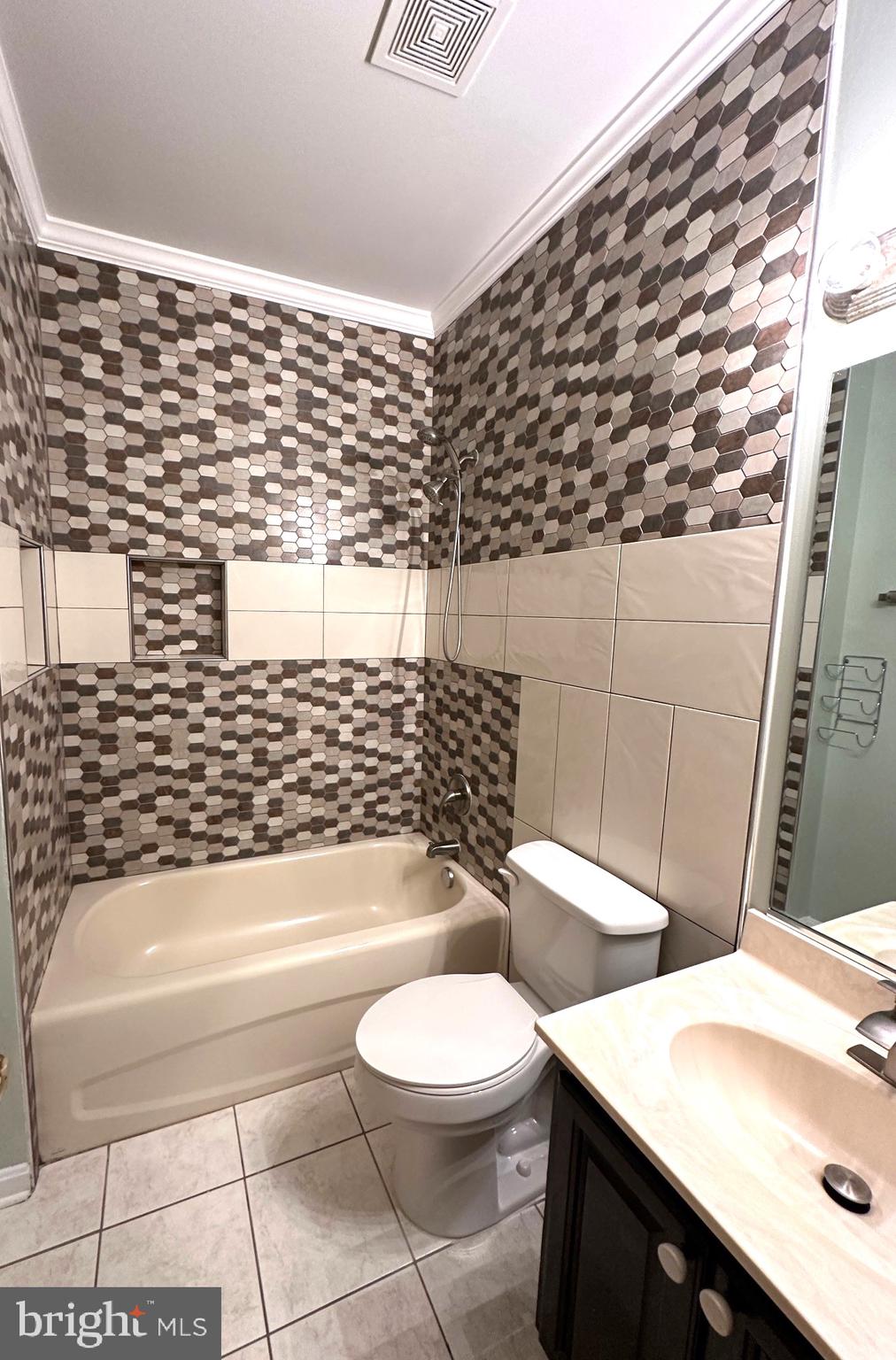 BLAKE FARM - Residential Lease