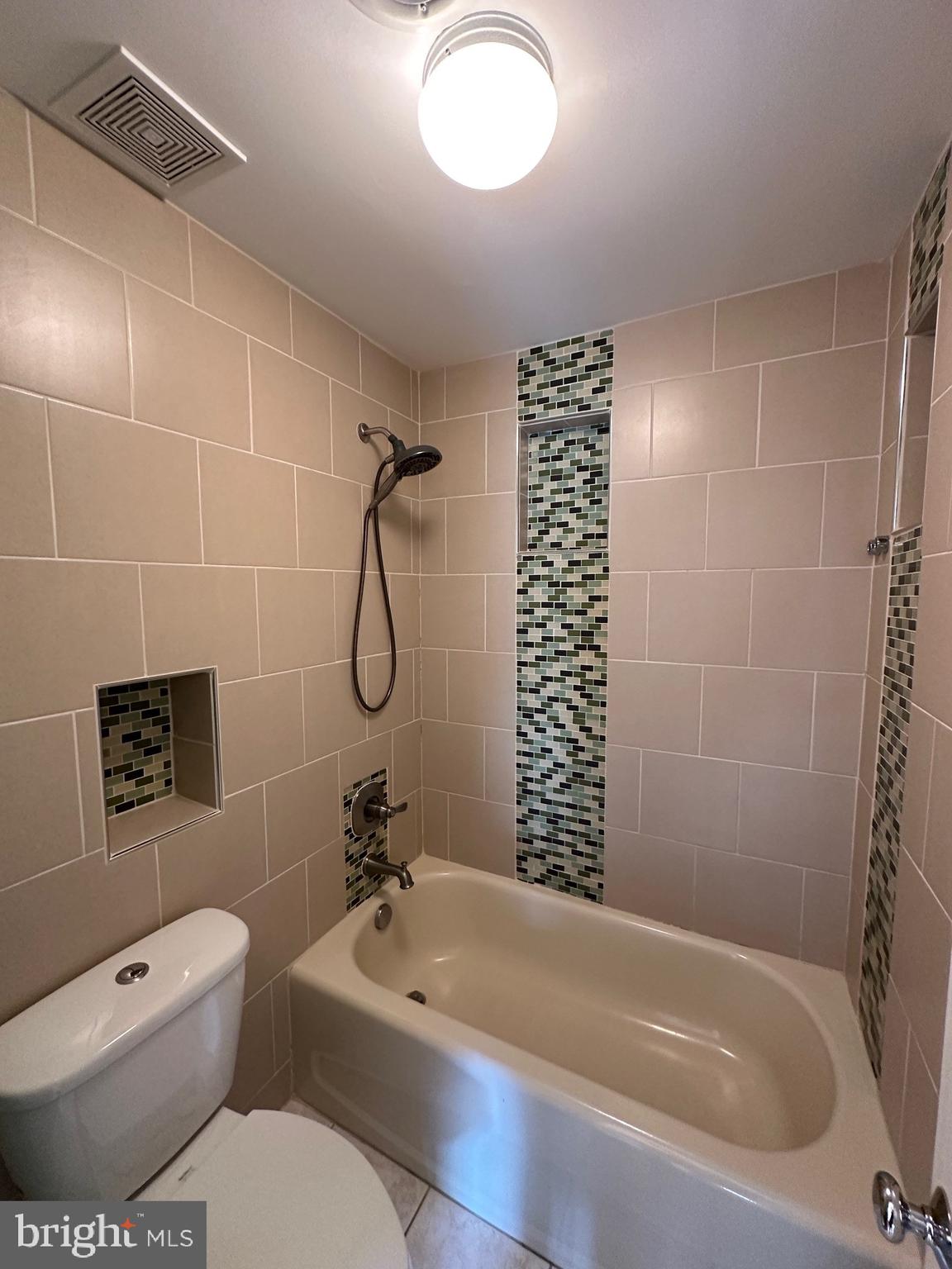 BLAKE FARM - Residential Lease