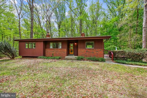 Photo of 11621 Springridge Road, POTOMAC, MD 20854 (MLS # MDMC2143908)
