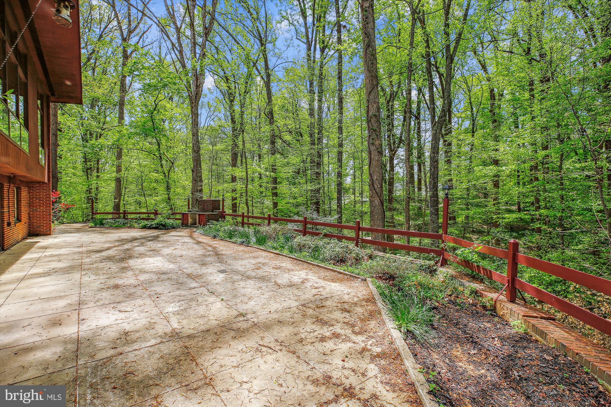 DARNESTOWN OUTSIDE - Residential