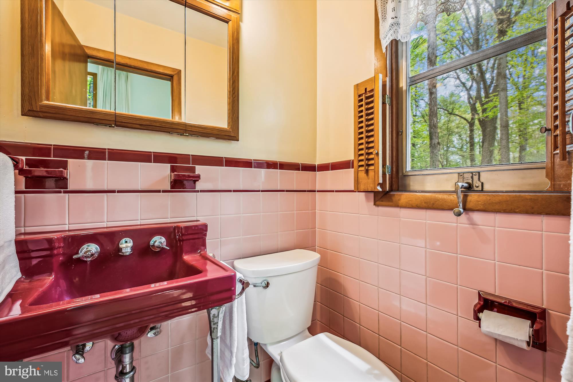 DARNESTOWN OUTSIDE - Residential