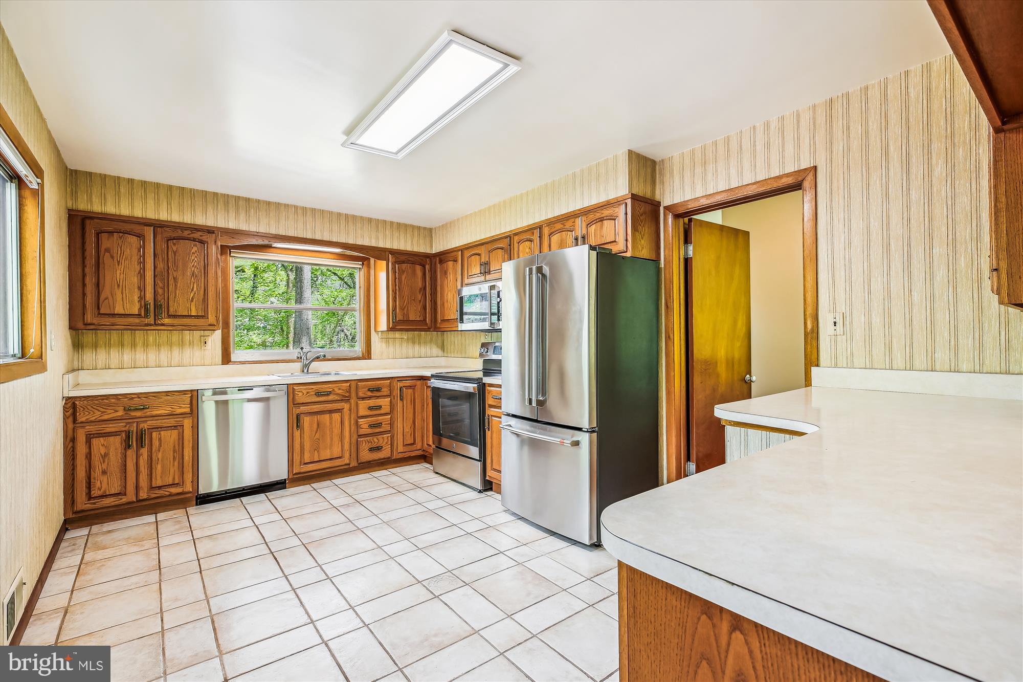 DARNESTOWN OUTSIDE - Residential