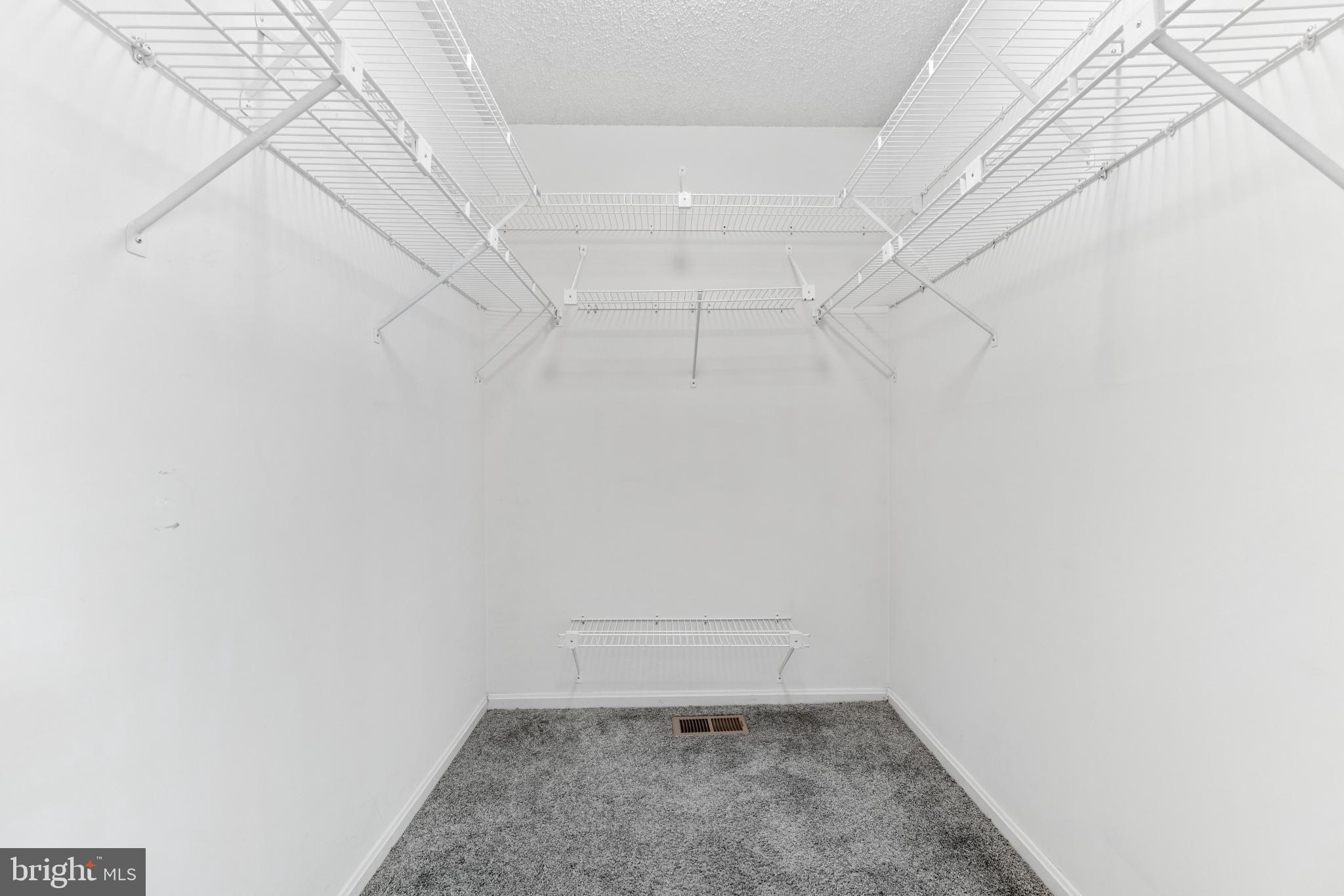 HERITAGE HARBOUR - Residential