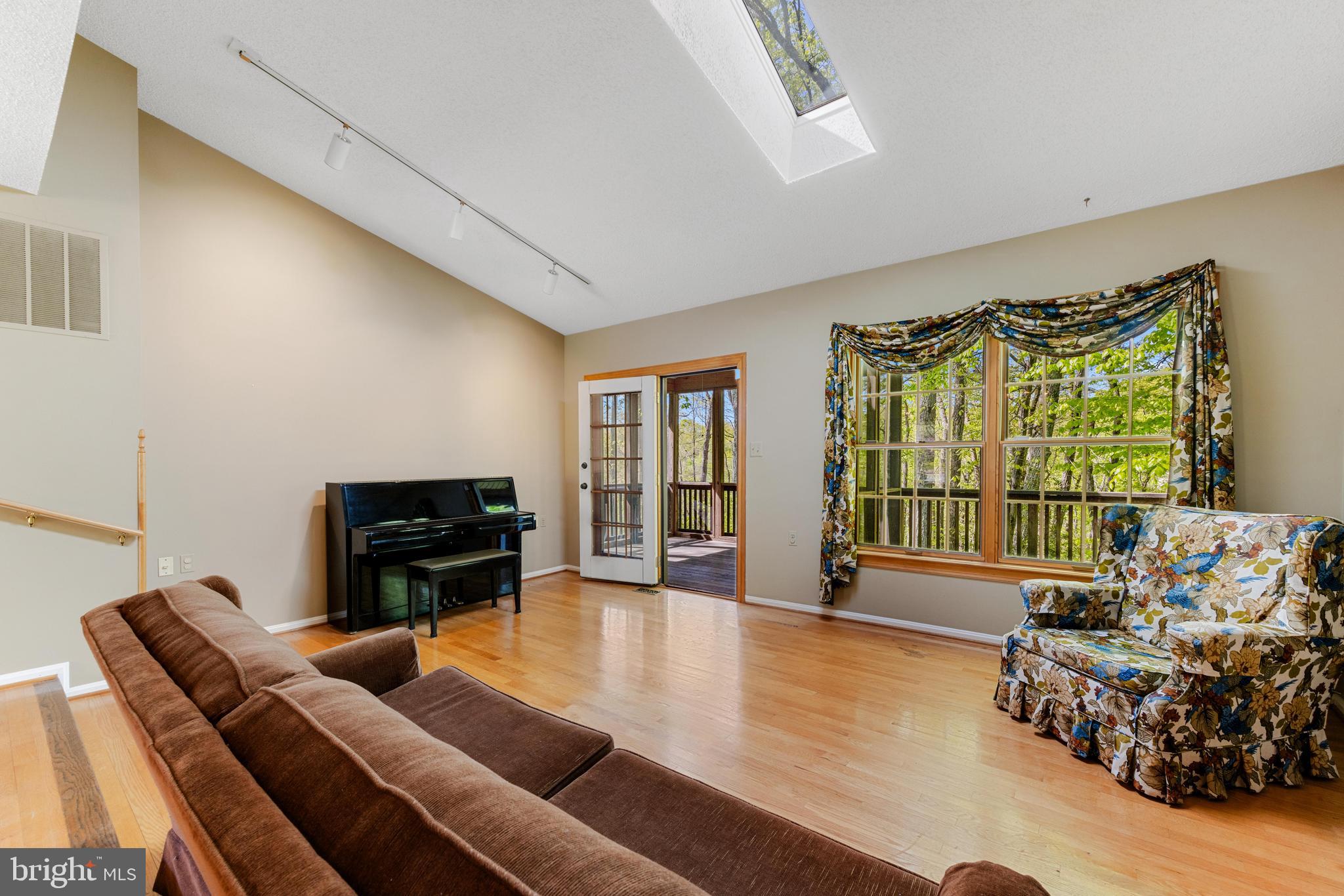 HERITAGE HARBOUR - Residential