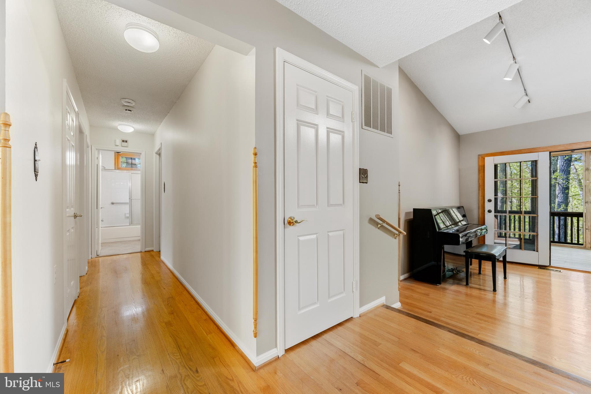 HERITAGE HARBOUR - Residential