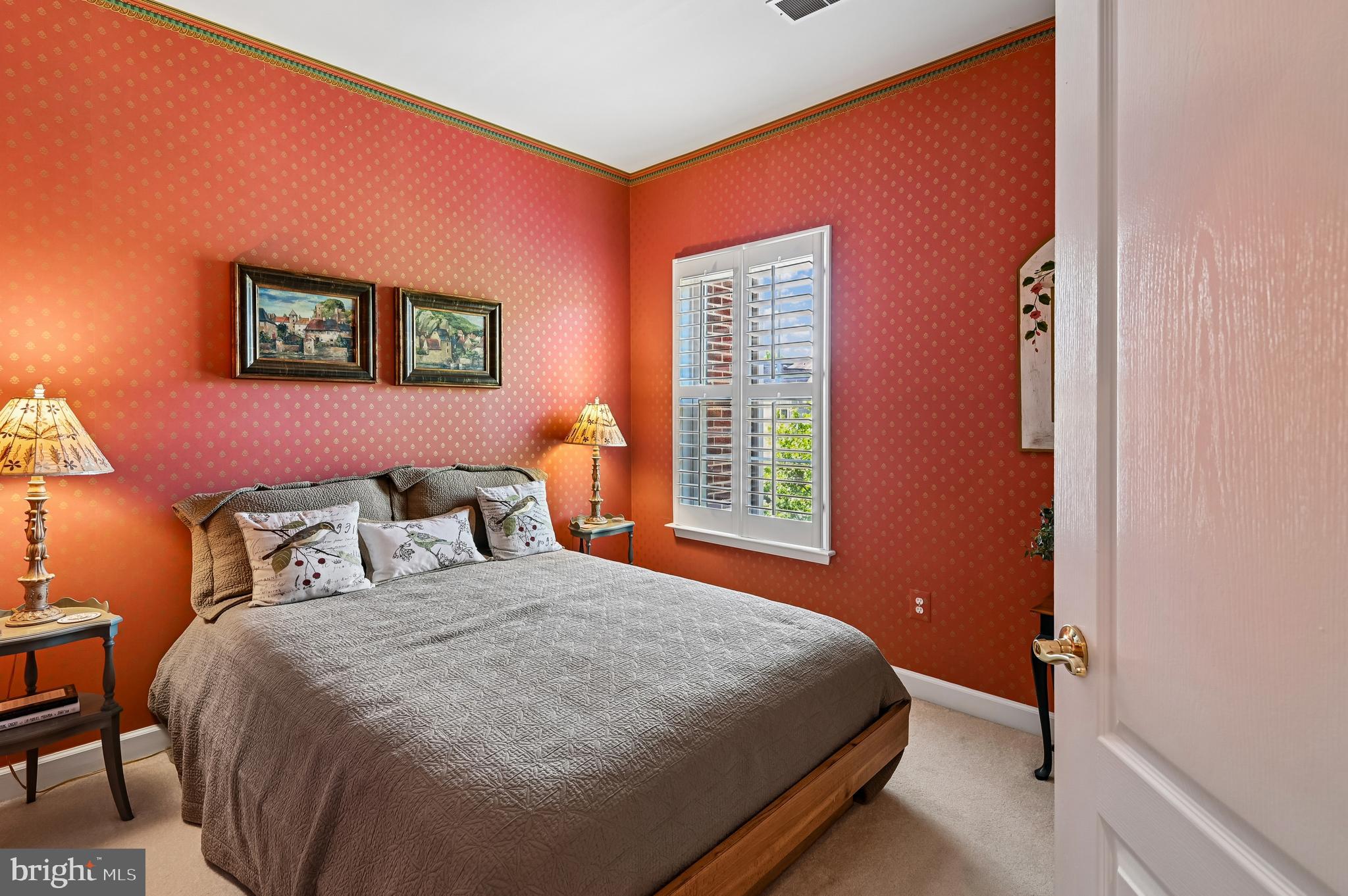 SOUTH RIVER COLONY - Residential