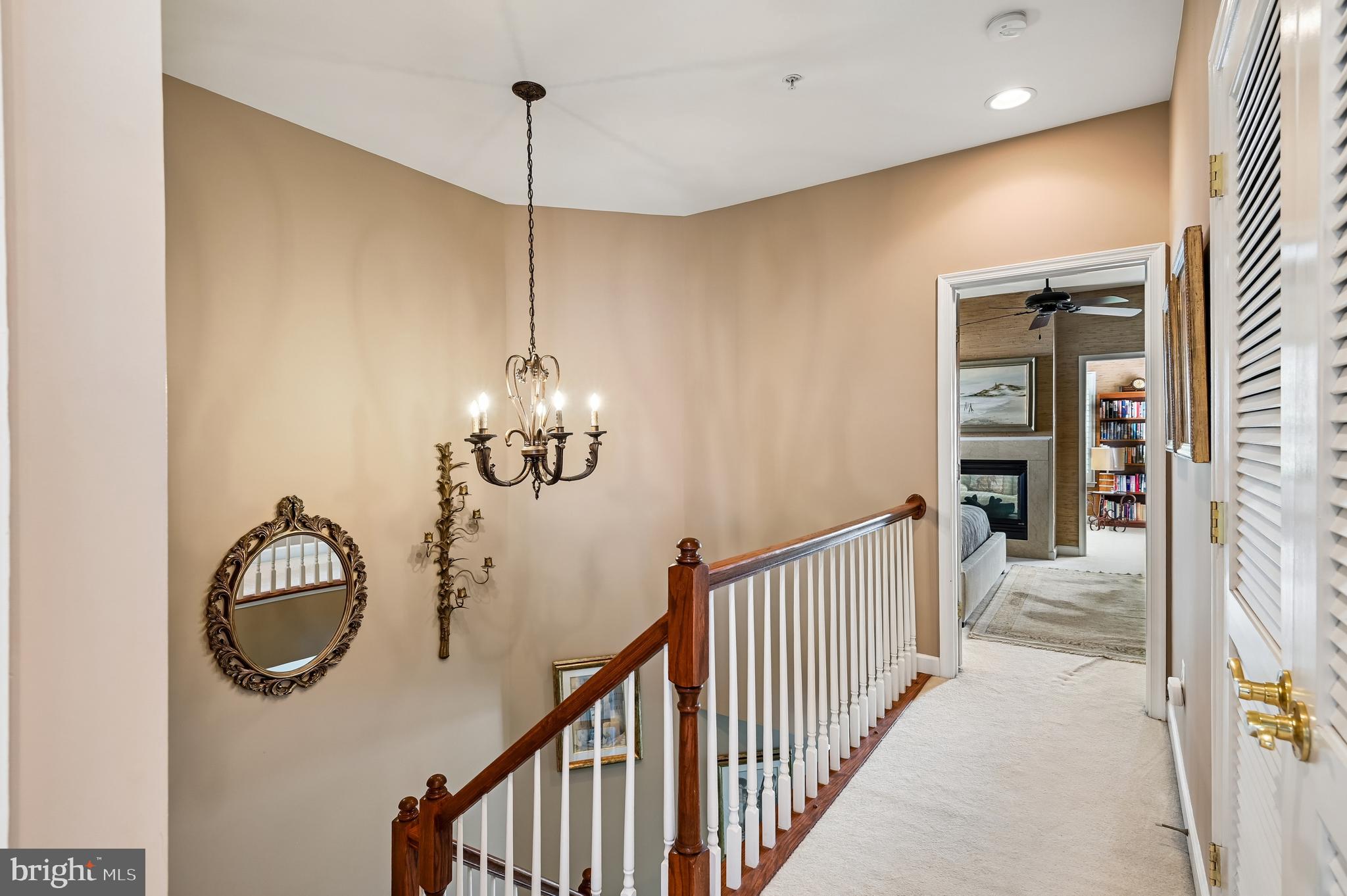 SOUTH RIVER COLONY - Residential