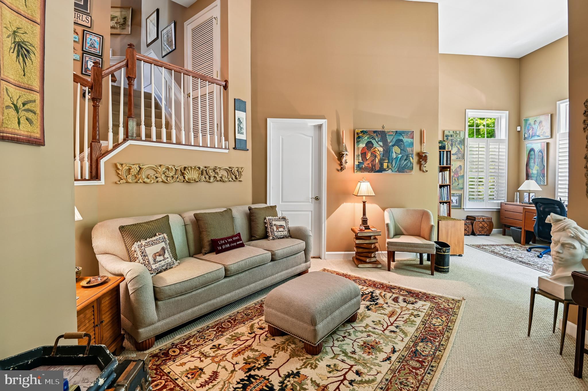 SOUTH RIVER COLONY - Residential