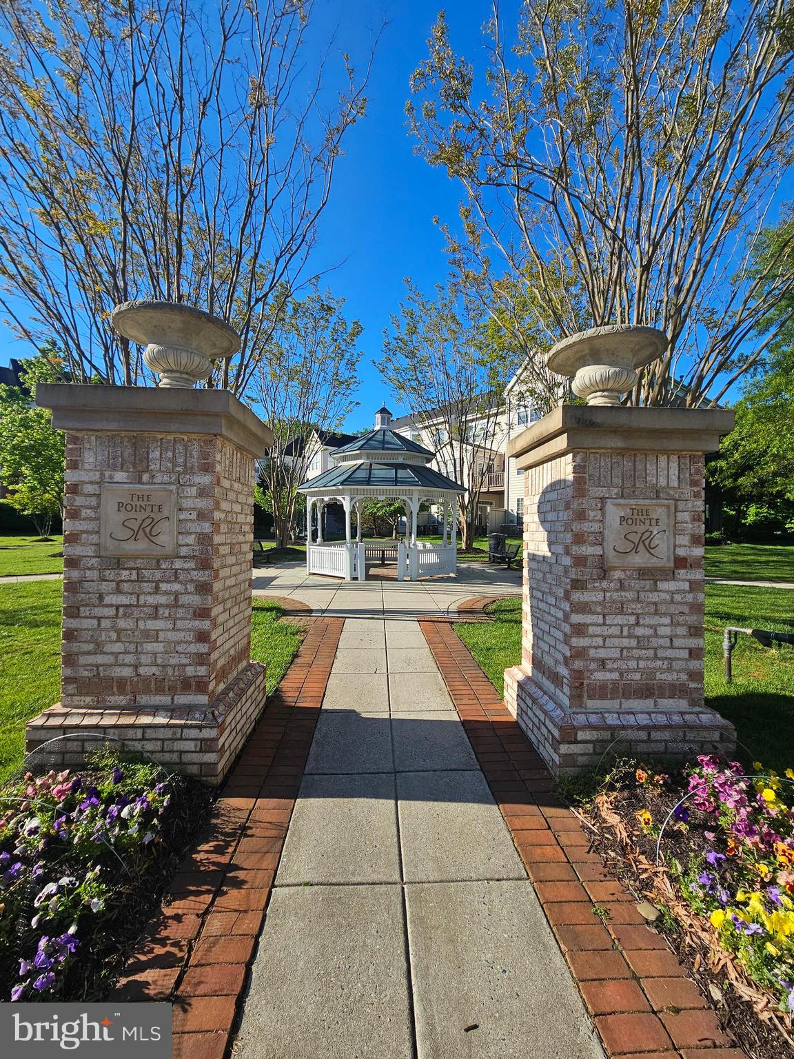 SOUTH RIVER COLONY - Residential