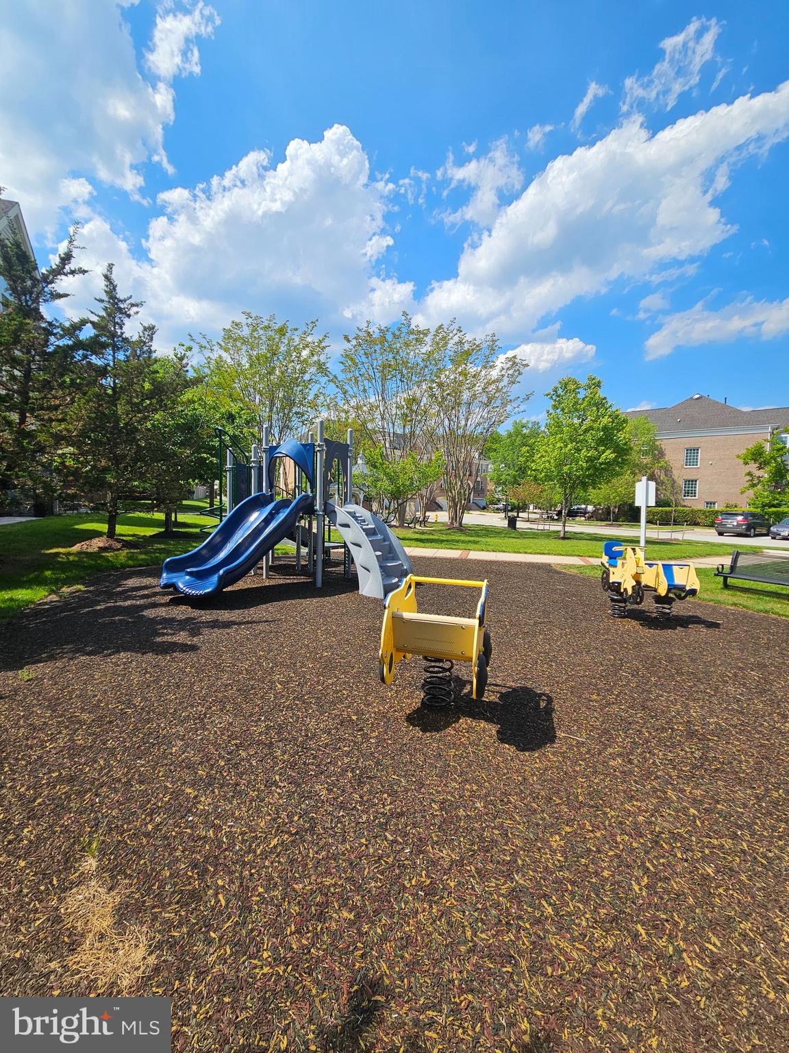 SOUTH RIVER COLONY - Residential