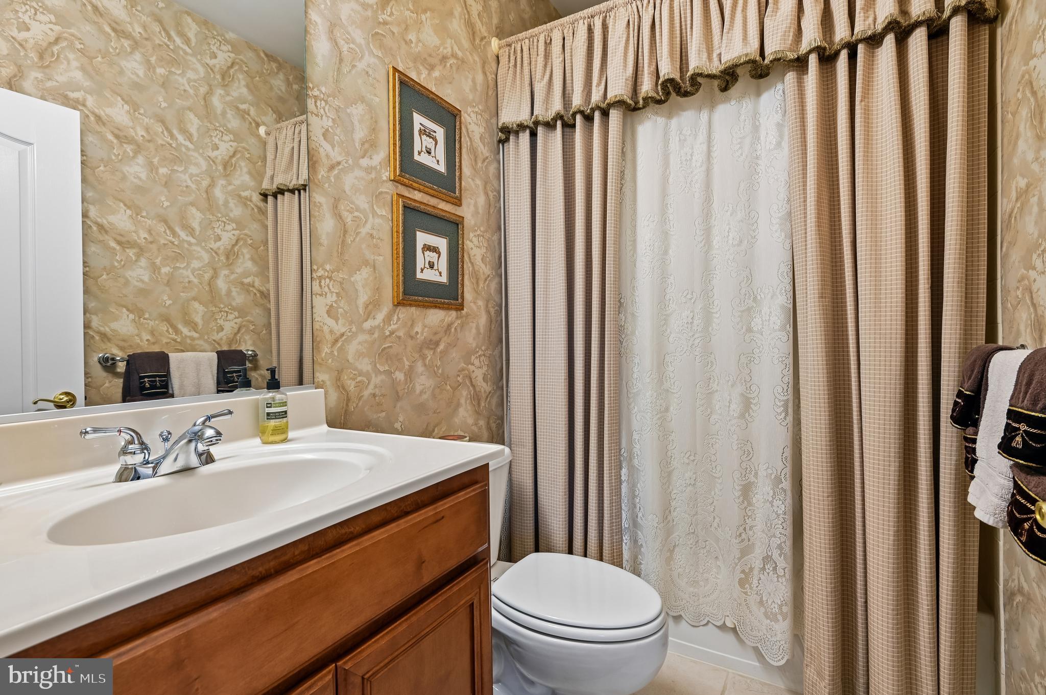 SOUTH RIVER COLONY - Residential