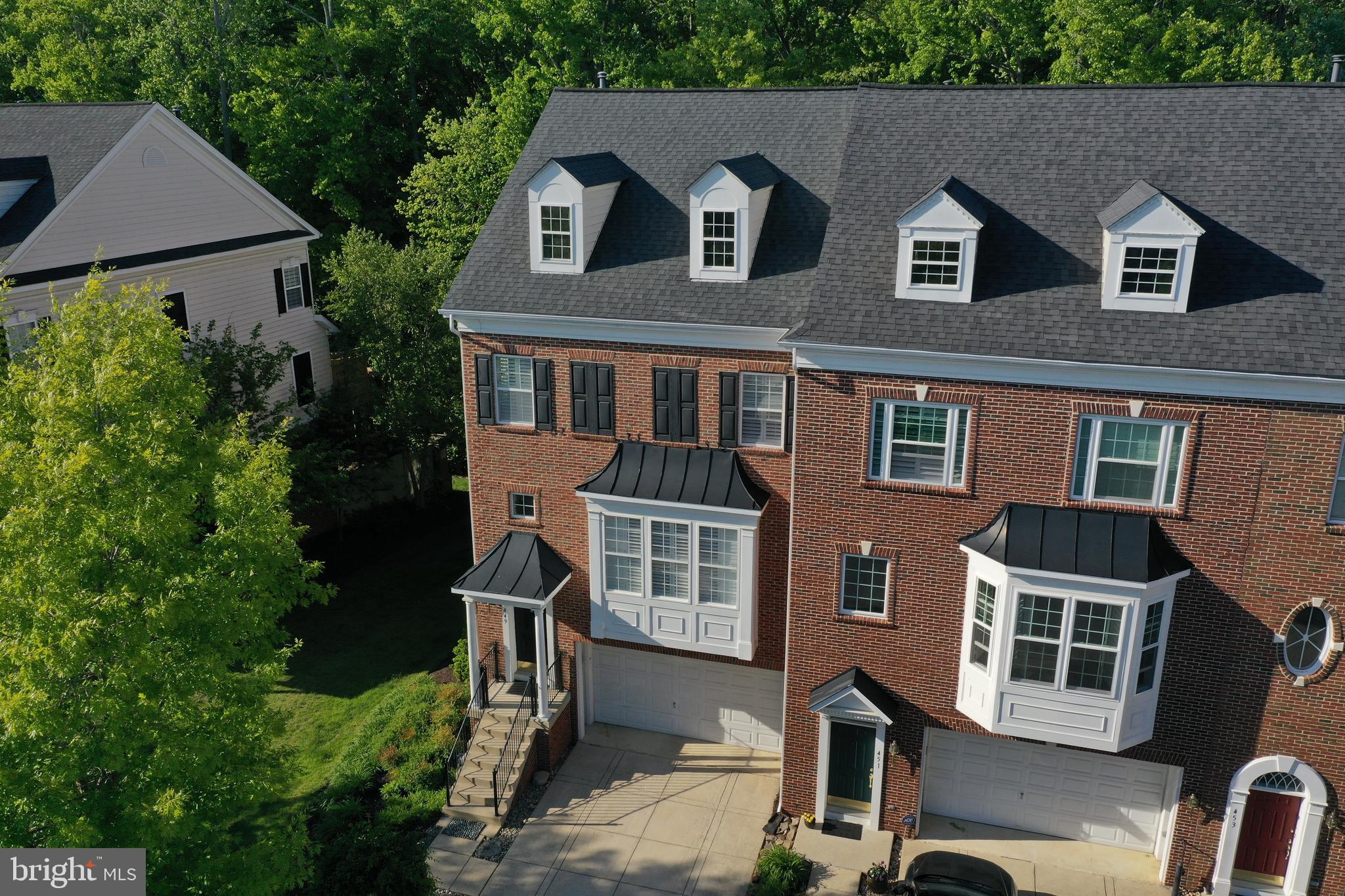 SOUTH RIVER COLONY - Residential