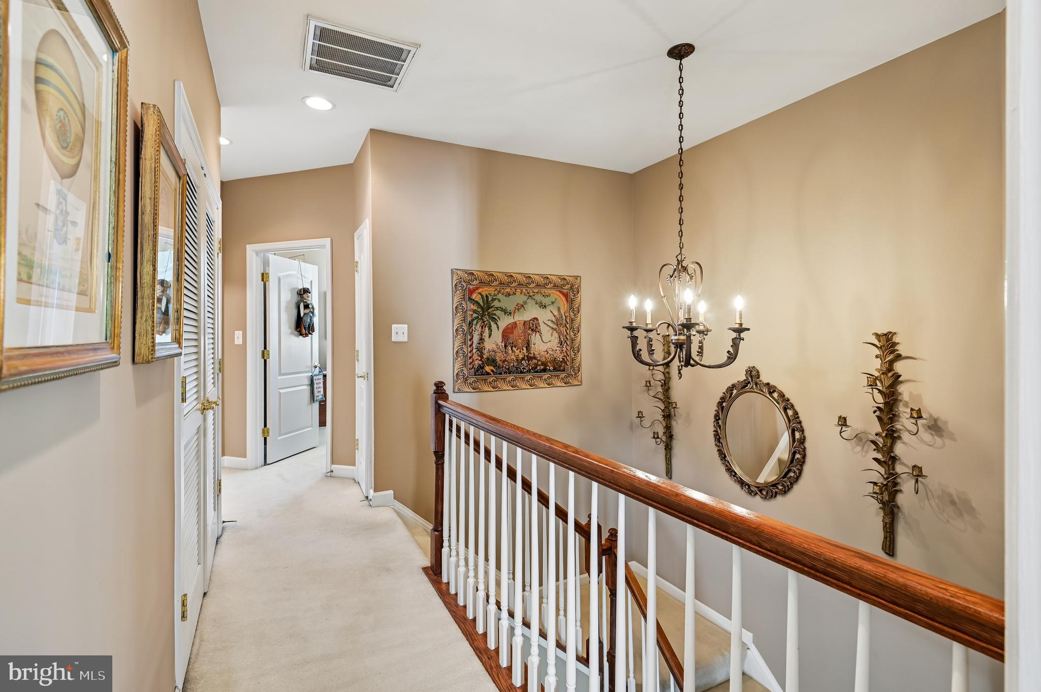 SOUTH RIVER COLONY - Residential